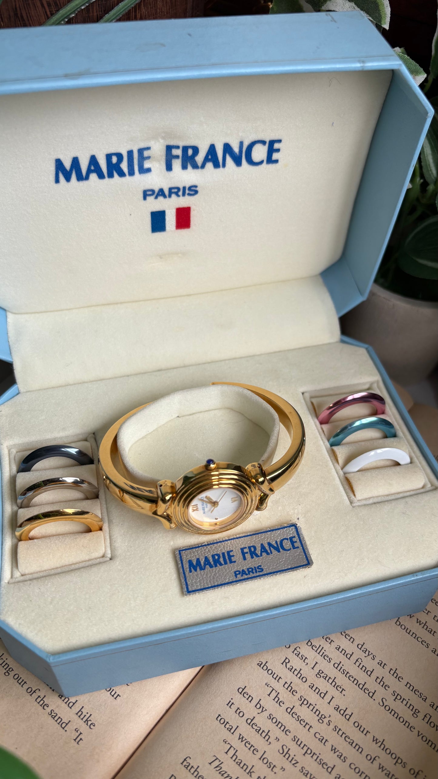 Vintage Marie France Interchangeable Bezel Set Bangle Watch in Gold Tone