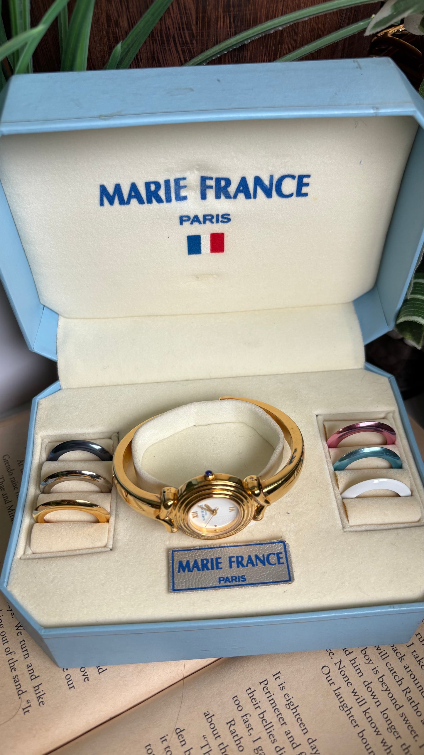 Vintage Marie France Interchangeable Bezel Set Bangle Watch in Gold Tone