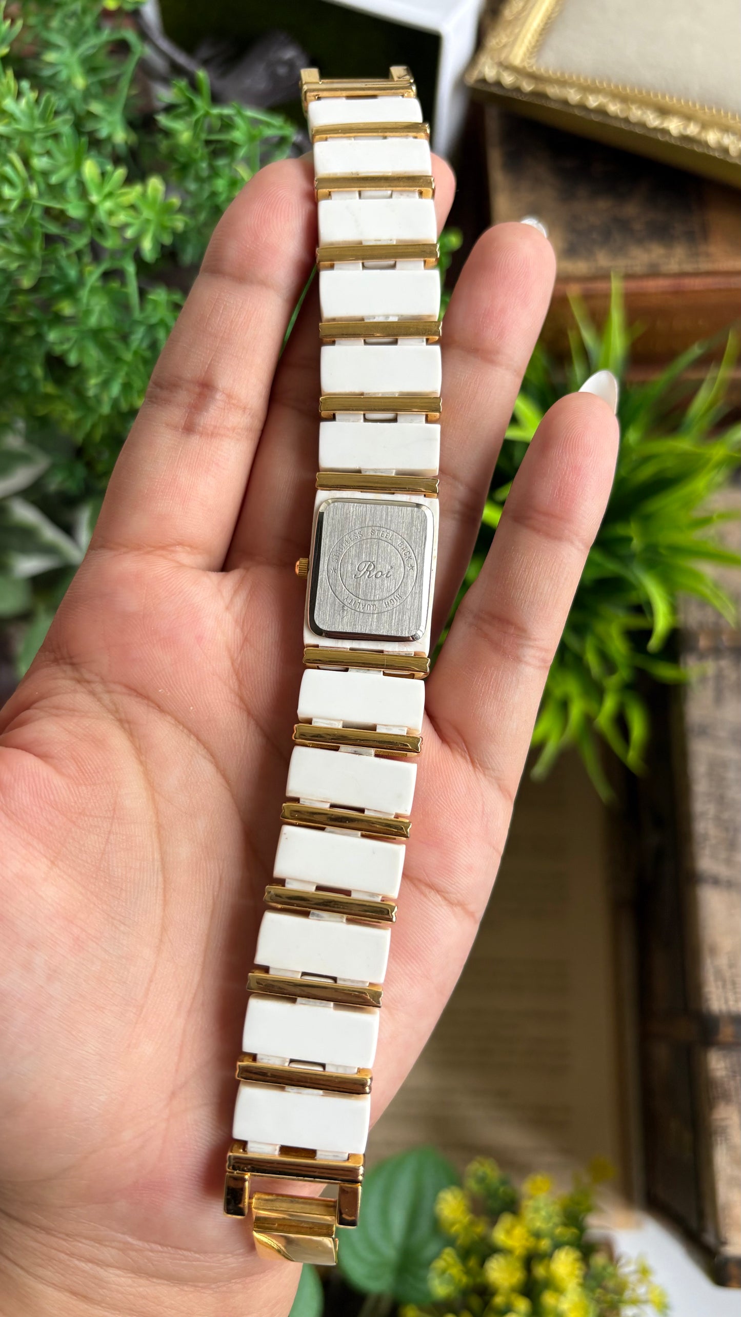 Vintage Roi Watch in Gold Tone White Accent