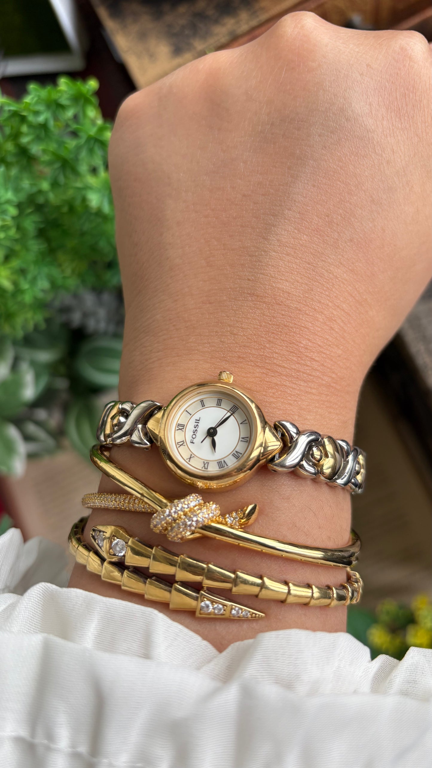 Vintage Fossil Watch in Two-Tone Roman Pearl Dial Heart Straps