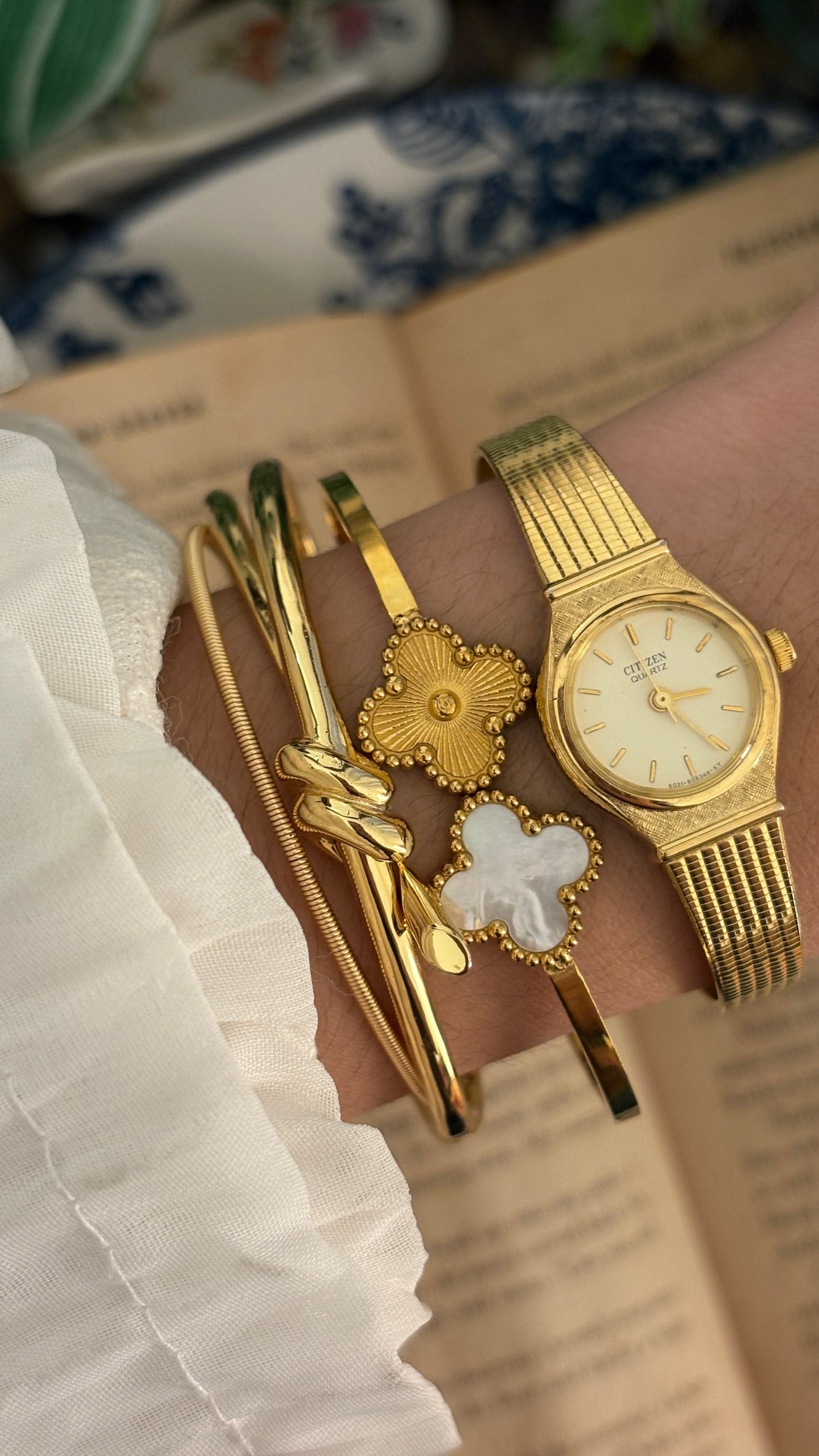 Rare Dainty Vintage Citizen Dress Watch in Gold Tone Quartz