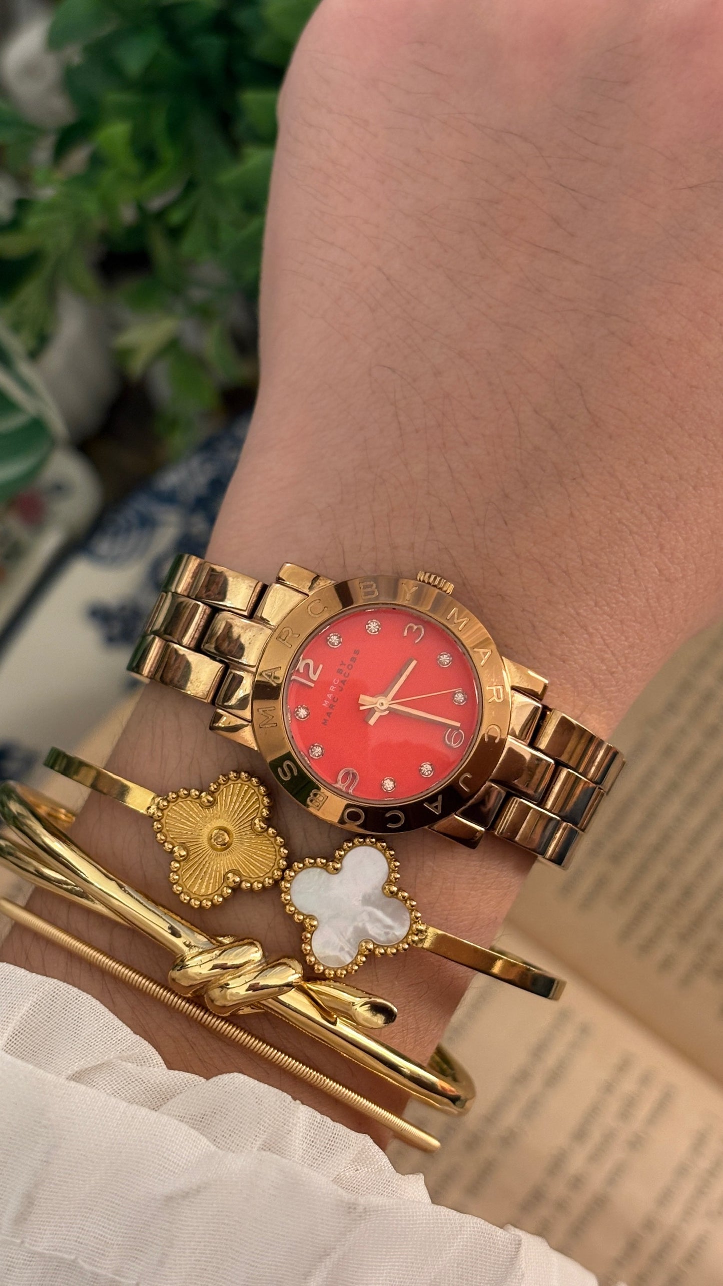 Rare Vintage Marc Jacobs Red Dial Watch in Rose Gold Tone Quartz