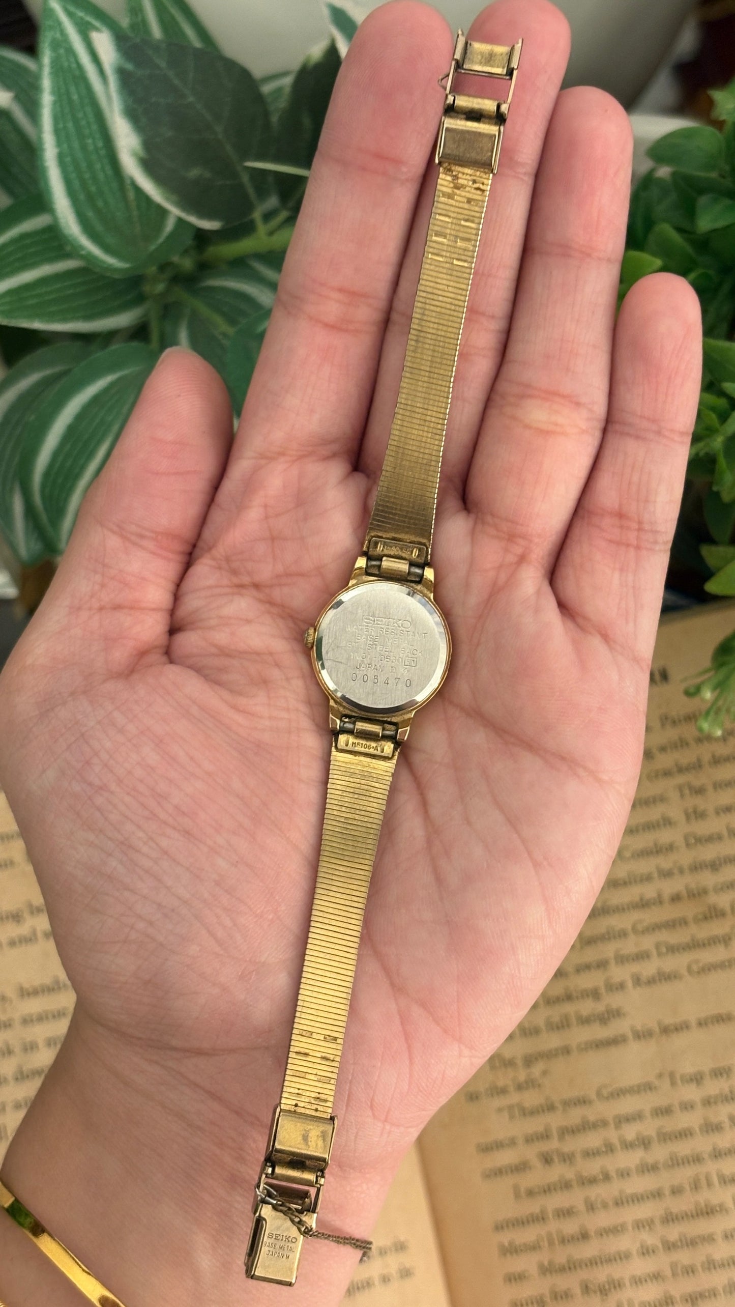 Rare Dainty Vintage Seiko Dress Watch in Gold Tone Quartz