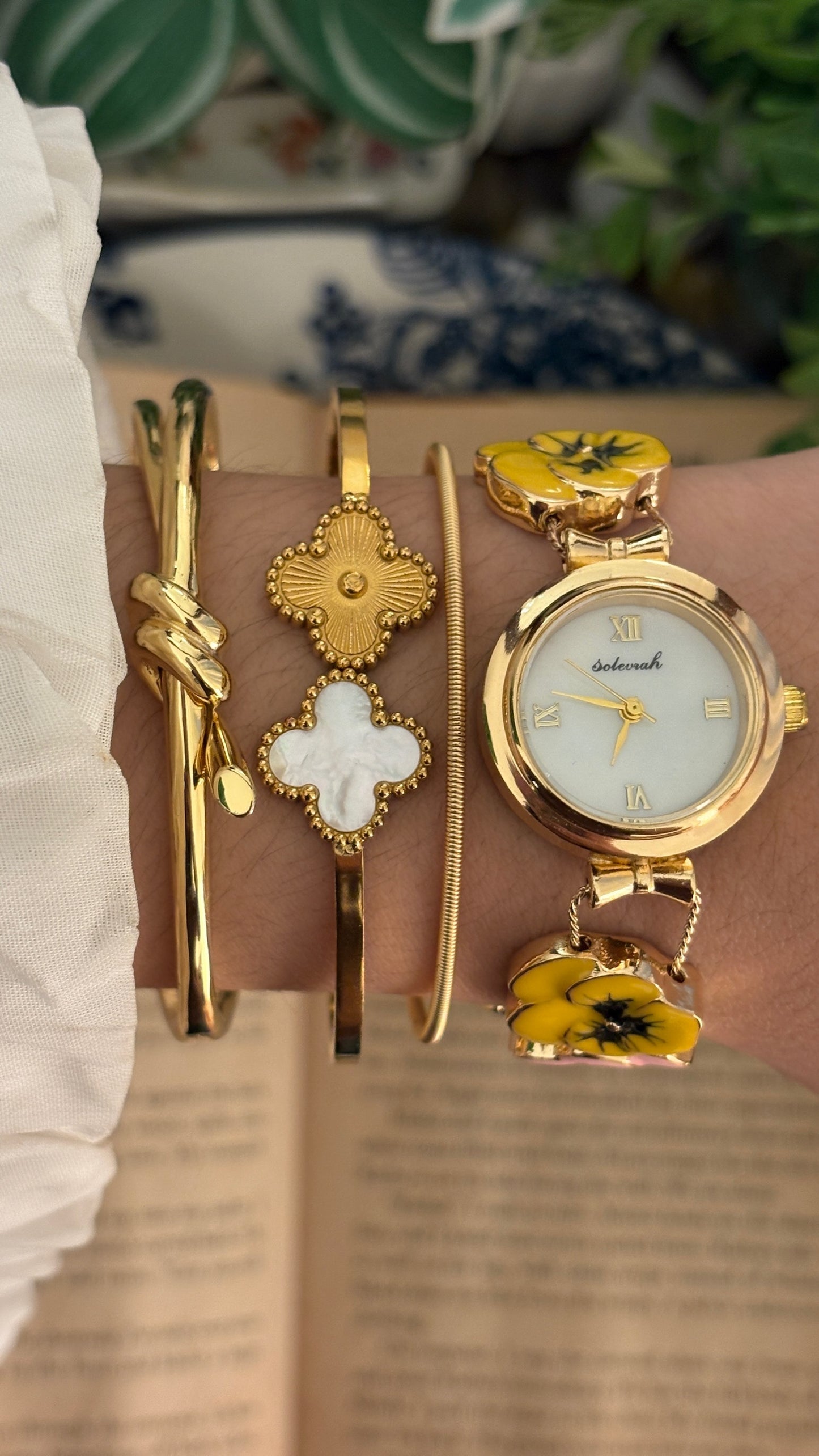 Vintage Solevrah Flower Bracelet Watch in Gold Tone Quartz