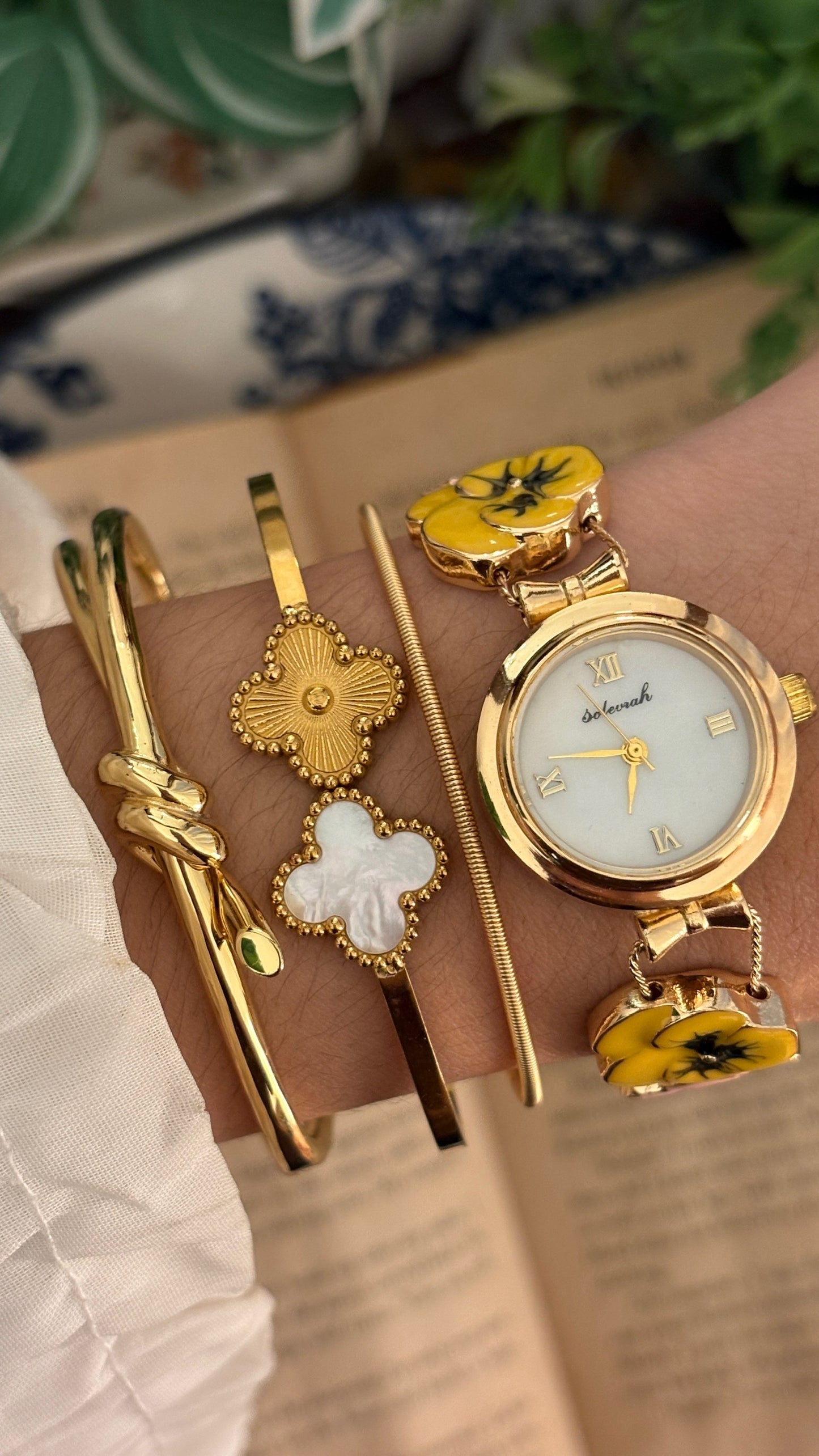 Vintage Solevrah Flower Bracelet Watch in Gold Tone Quartz