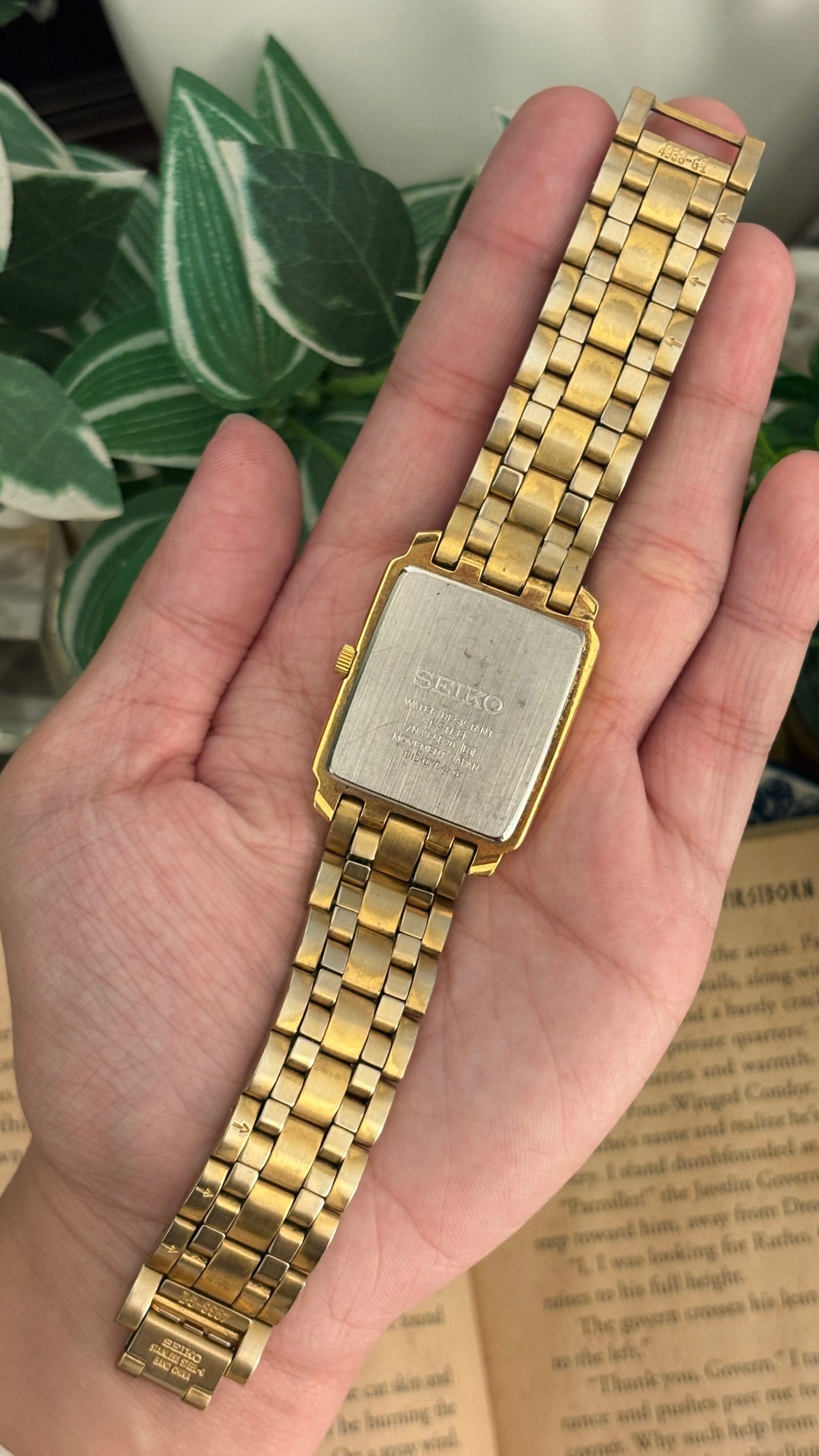 Extremely Rare Vintage Seiko Roman Dial Tank Watch in Gold Tone Quartz