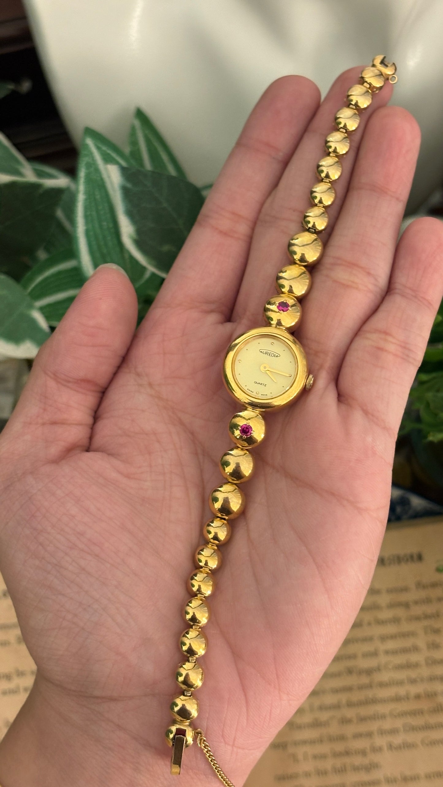Extremely Rare Vintage Aureole Swiss Ruby Accent Bubble Bracelet Watch in Gold Tone Quartz