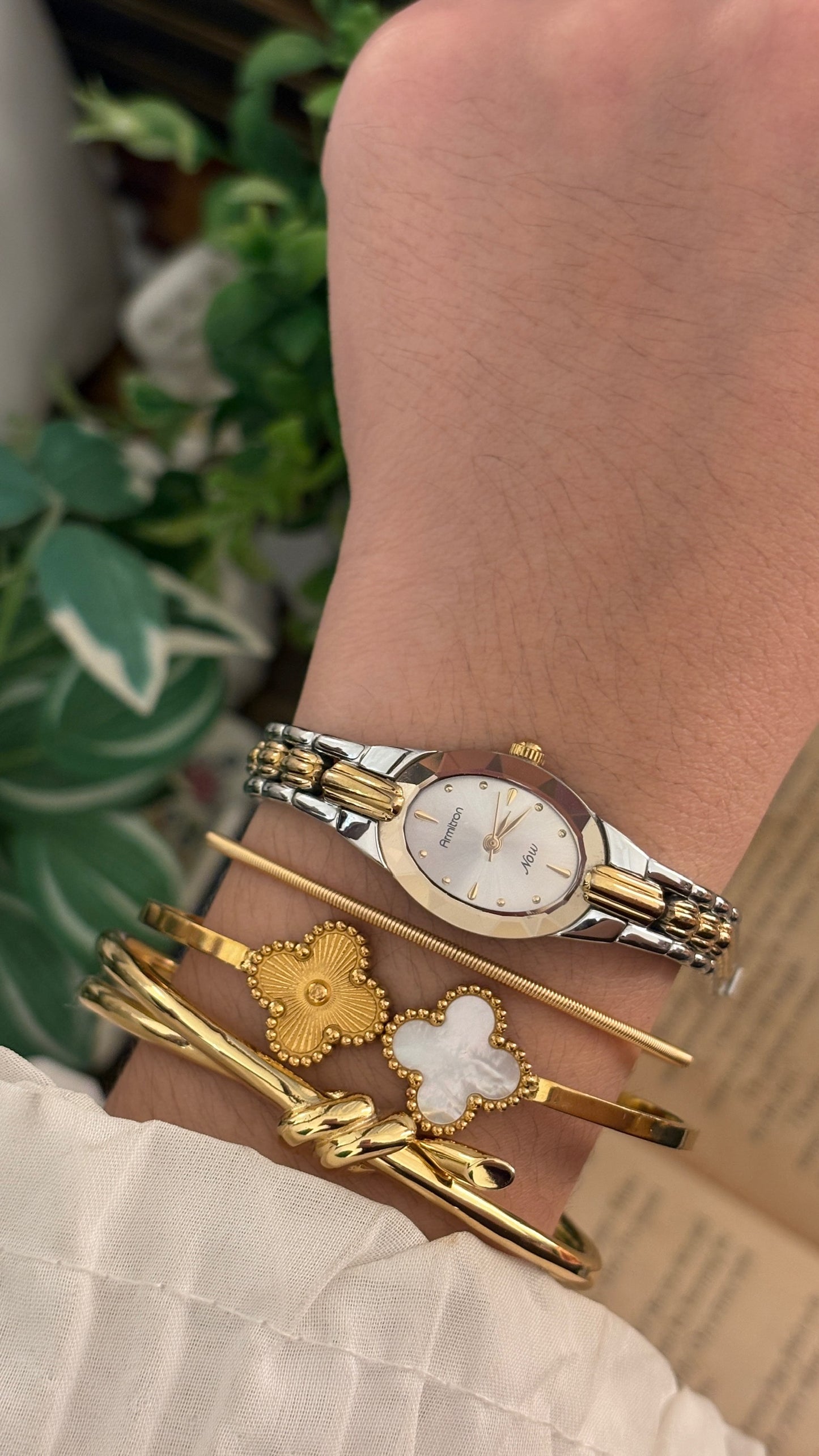 Vintage Armitron Oval Diacut Dial Classic Watch in Two-Tone Quartz