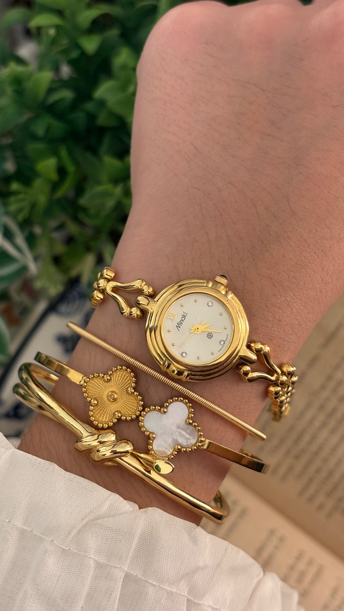 Rare Vintage Minaki Fishtail Bracelet Watch in Gold Tone Quartz
