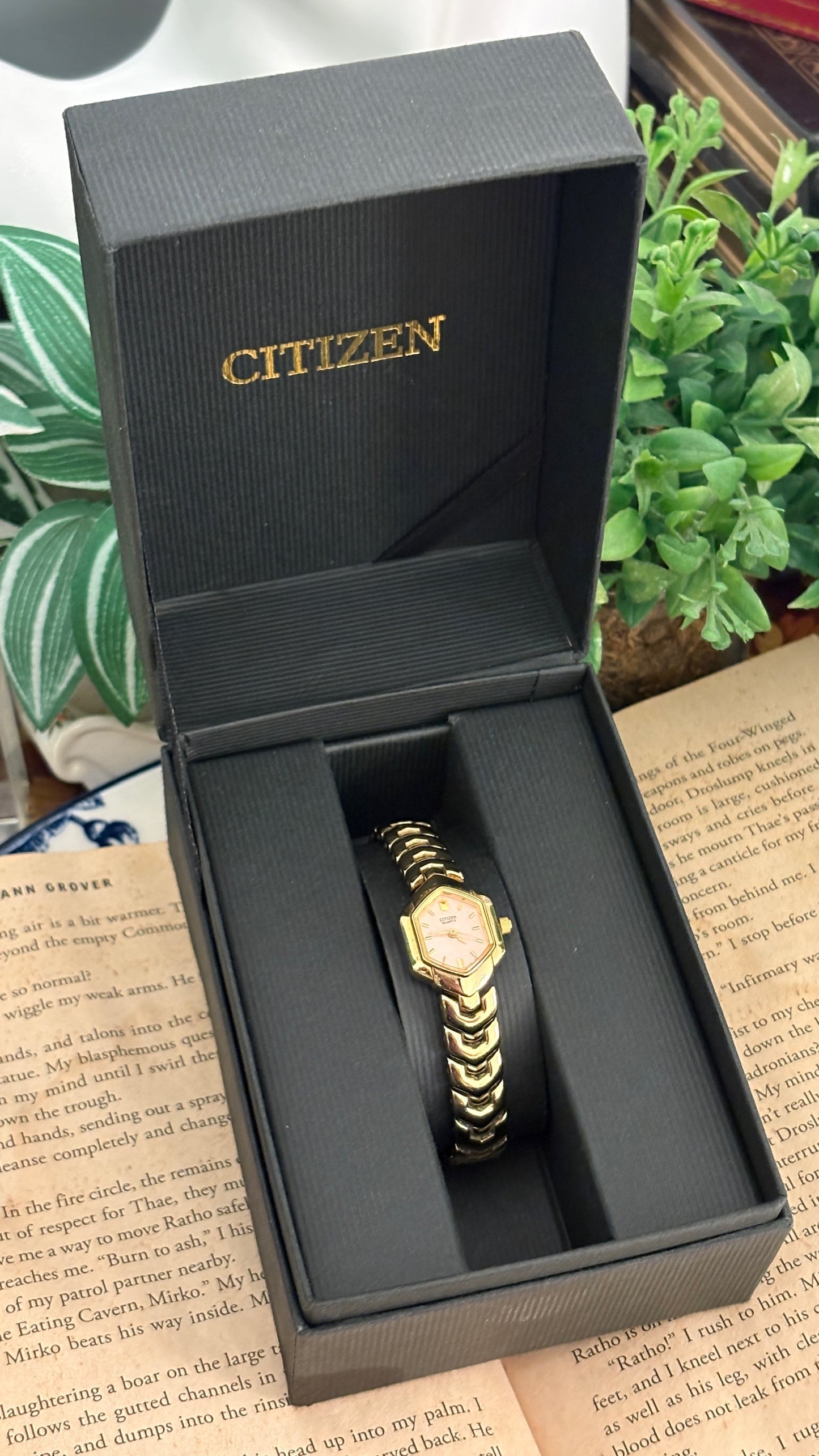 Rare Vintage Citizen Dutch Marquise Dial Bracelet Watch in Gold Tone Quartz with Box