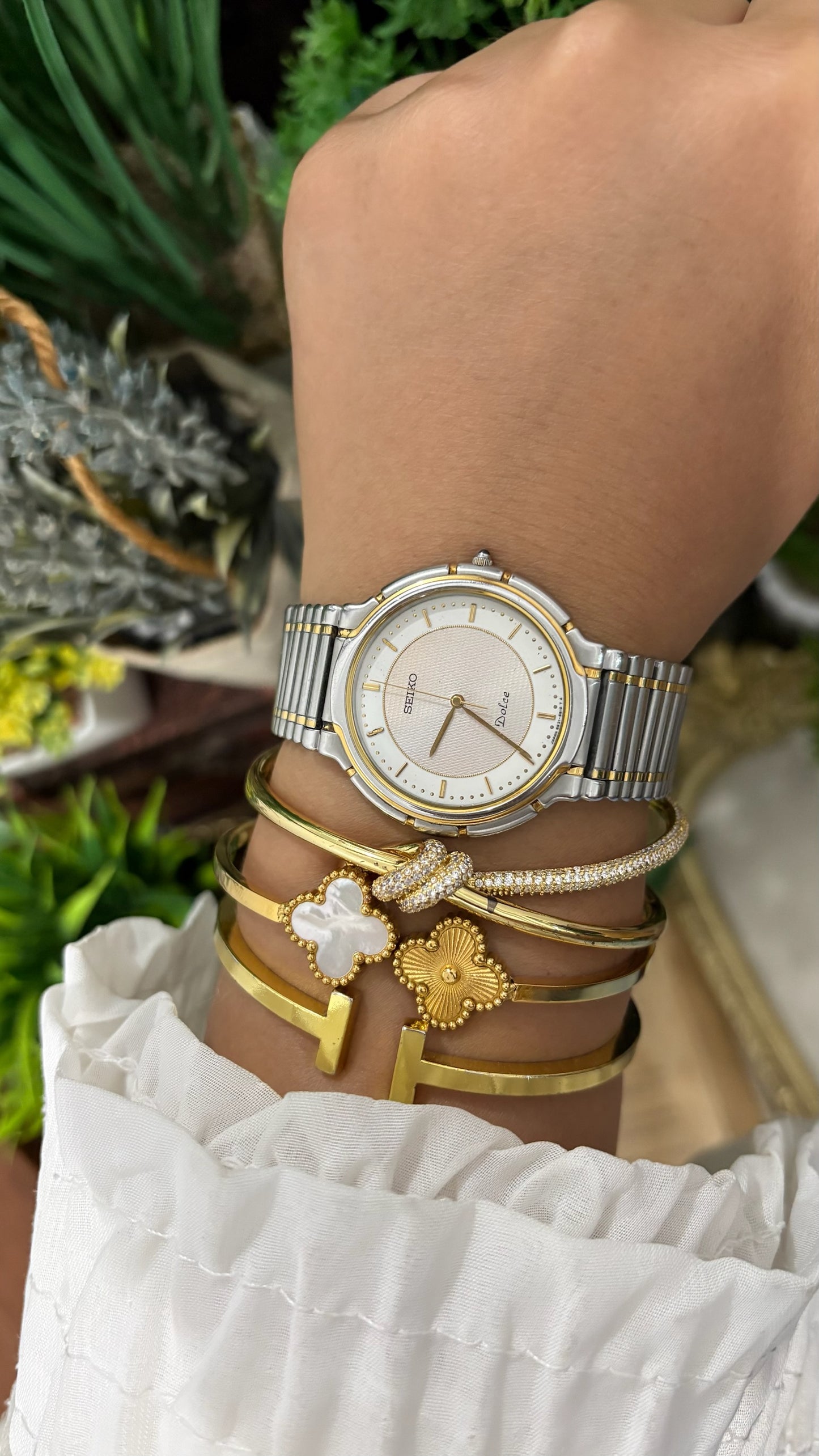 Rare Vintage Seiko Dolce Mens Classic Watch in Two-Tone Quartz