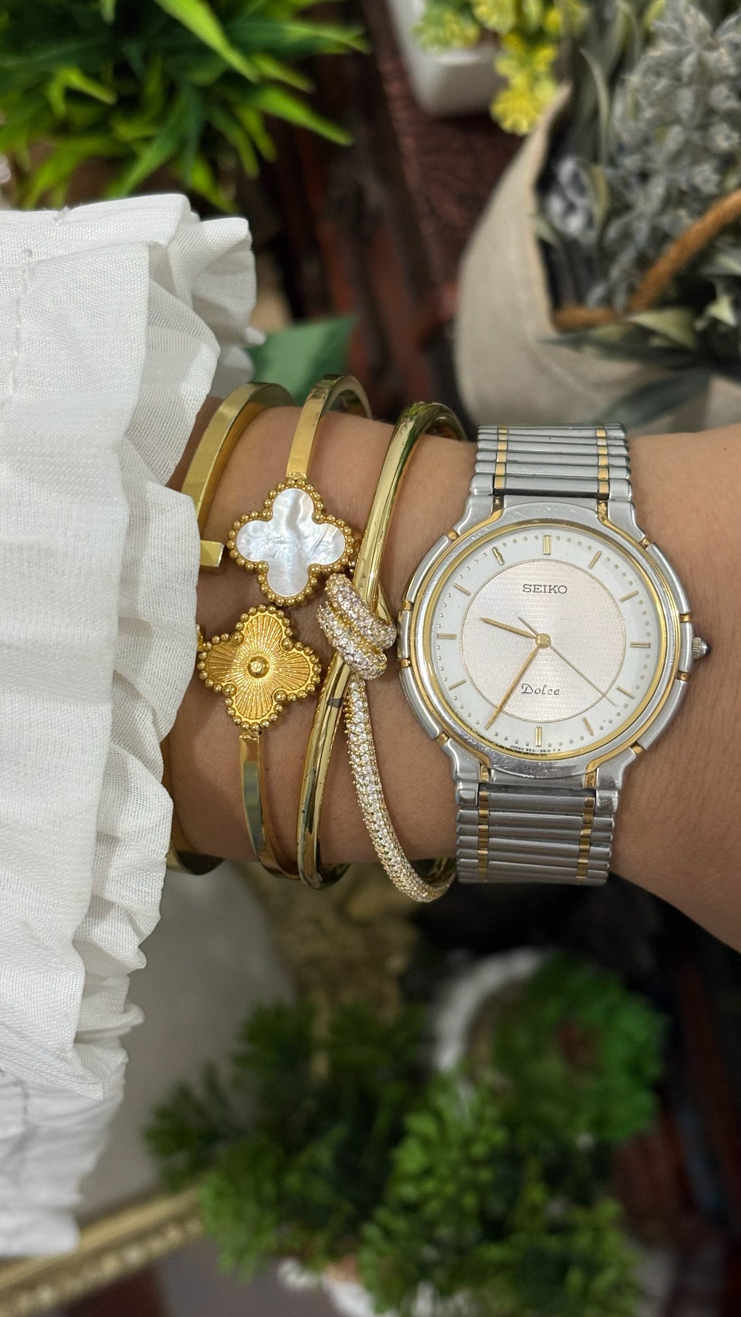 Rare Vintage Seiko Dolce Mens Classic Watch in Two-Tone Quartz