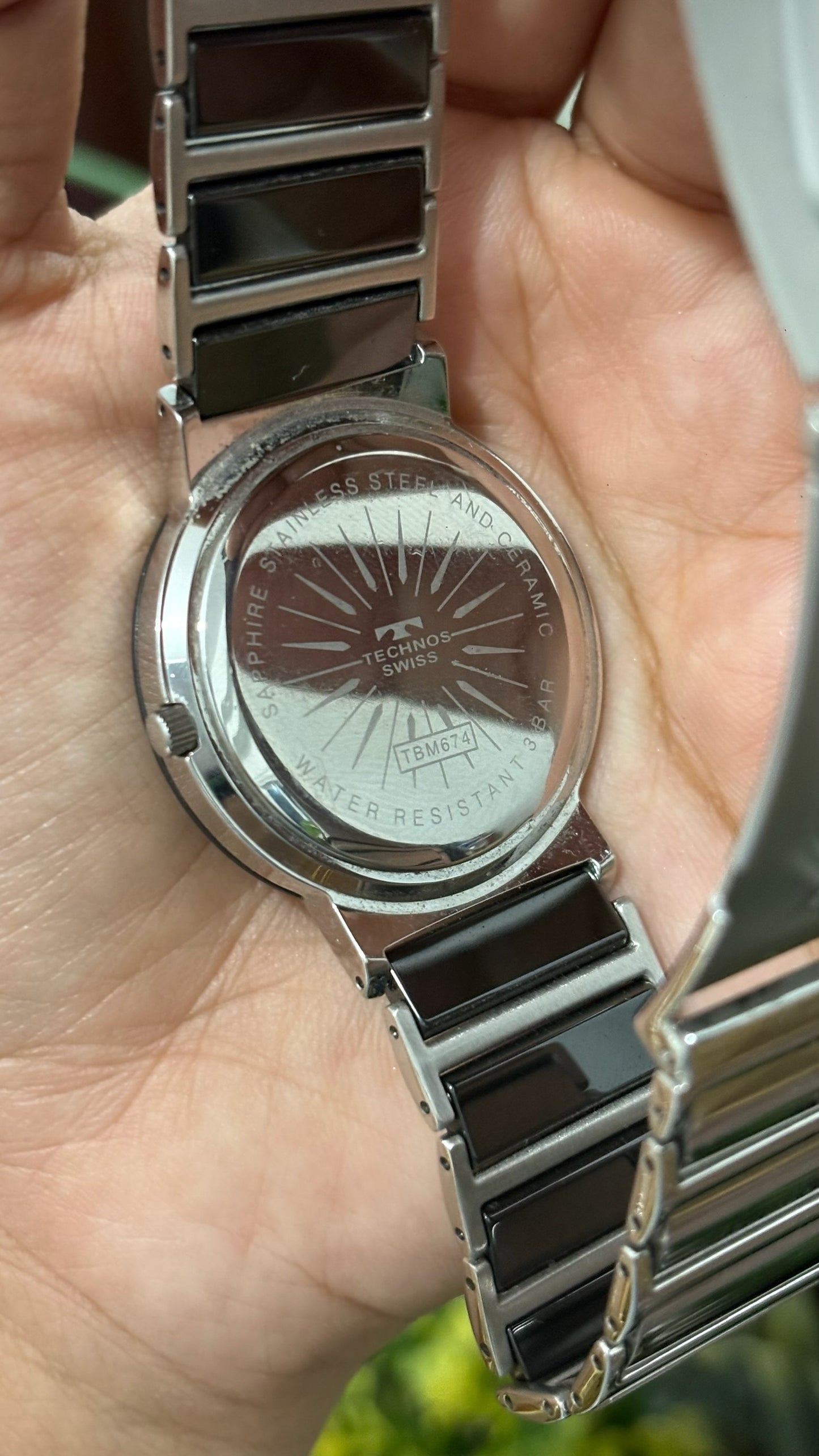 Rare Vintage Technos Swiss Black Ceramic Sapphire Glass Mens Watch in Silver Tone Quartz