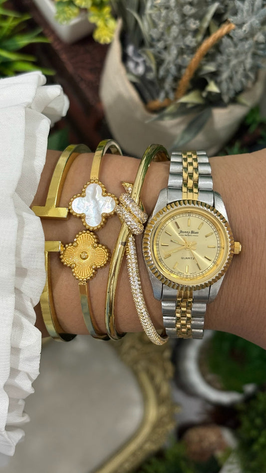 Vintage Johnny Blues Fluted Bezel Classic Watch in Two-Tone Quartz
