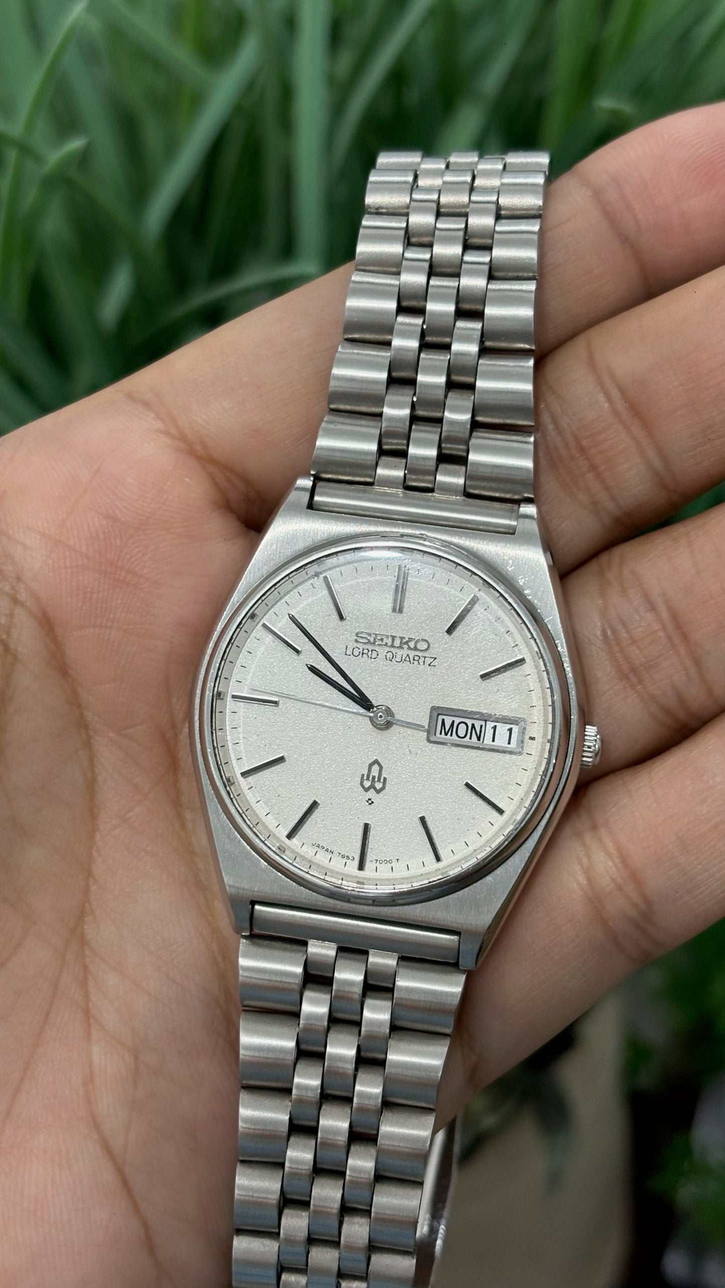 Rare Vintage Seiko Lord with Day-Date Window Mens Watch in Silver Tone Quartz