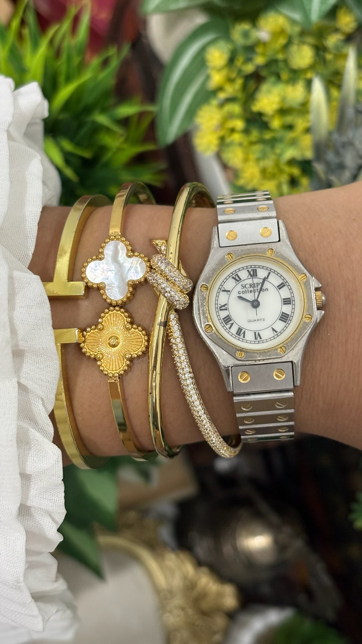 Rare Vintage Script by J-Axis Roman Dial Classic Watch in Two-Tone Quartz Carti Santos-Inspired