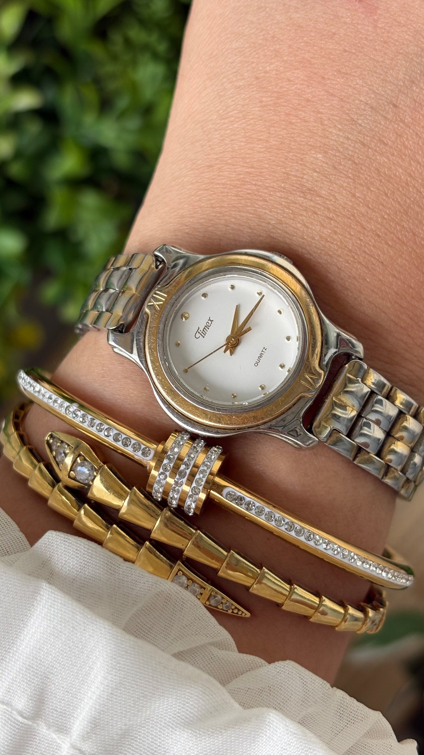 Vintage Timex Classic Watch in Two-Tone Minimalist Dial Quartz #00248