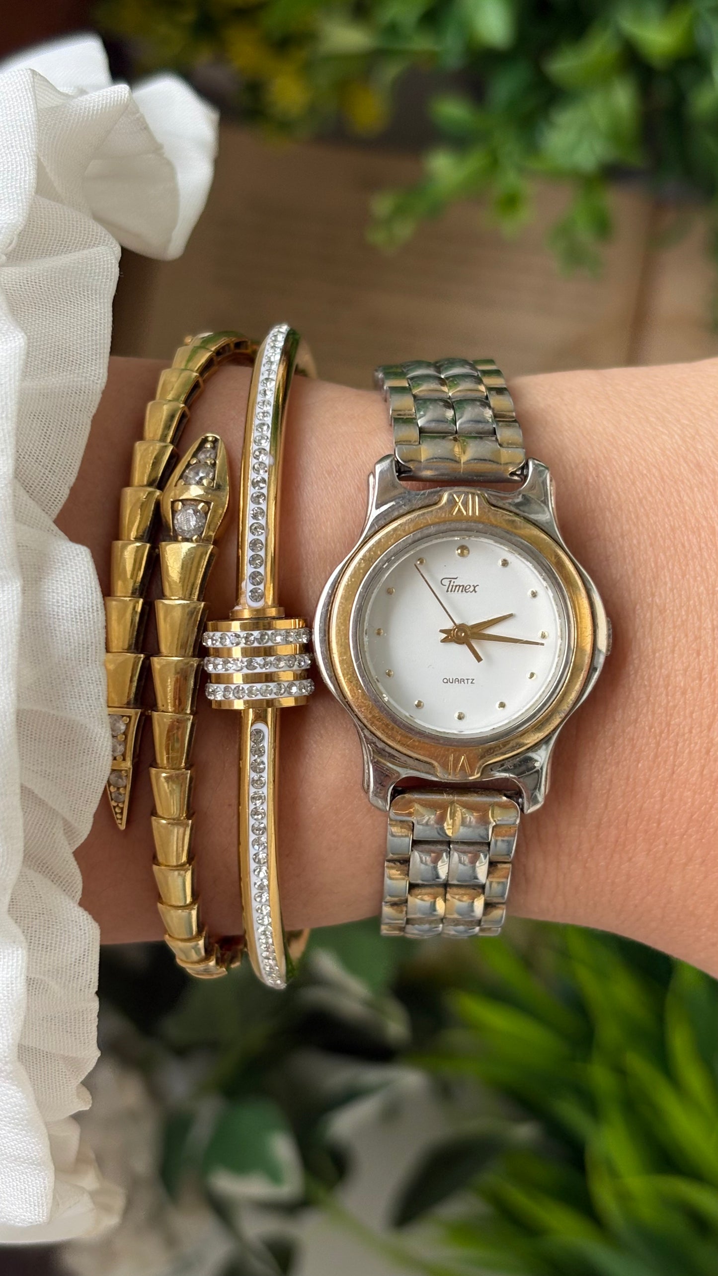 Vintage Timex Classic Watch in Two-Tone Minimalist Dial Quartz #00248