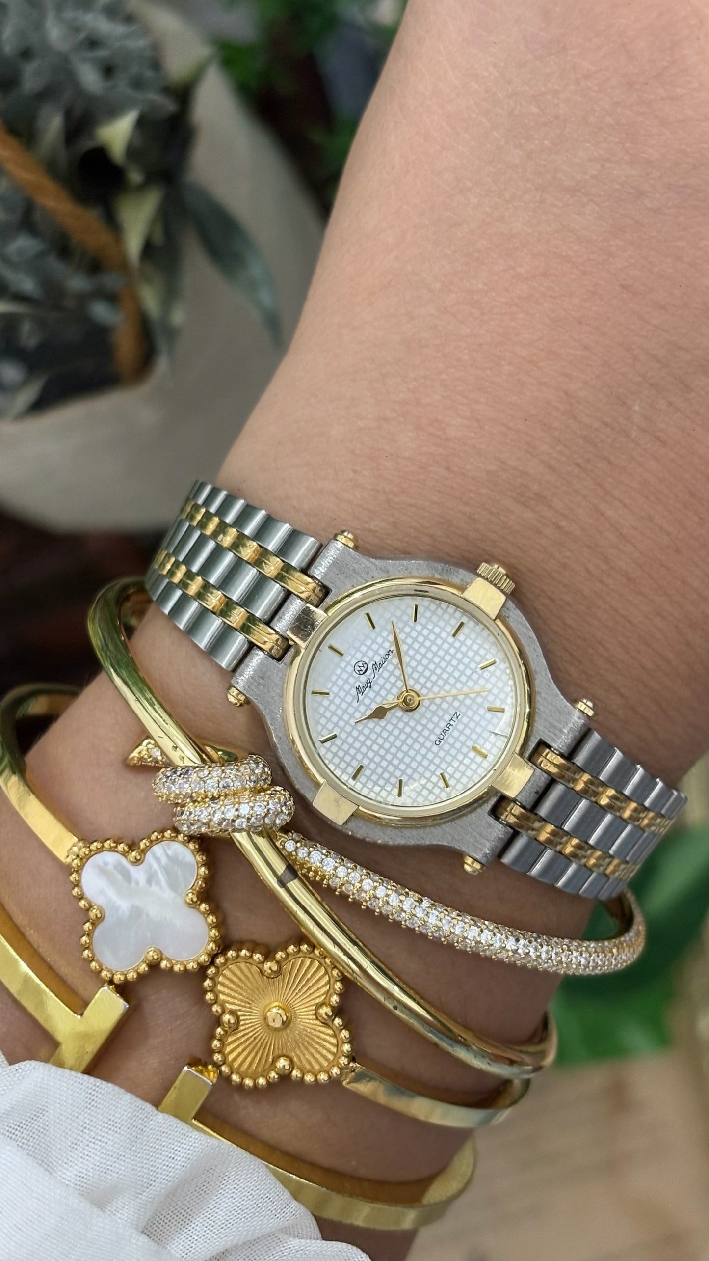 Vintage Mavy Maison Classic Watch in Two-Tone Quartz