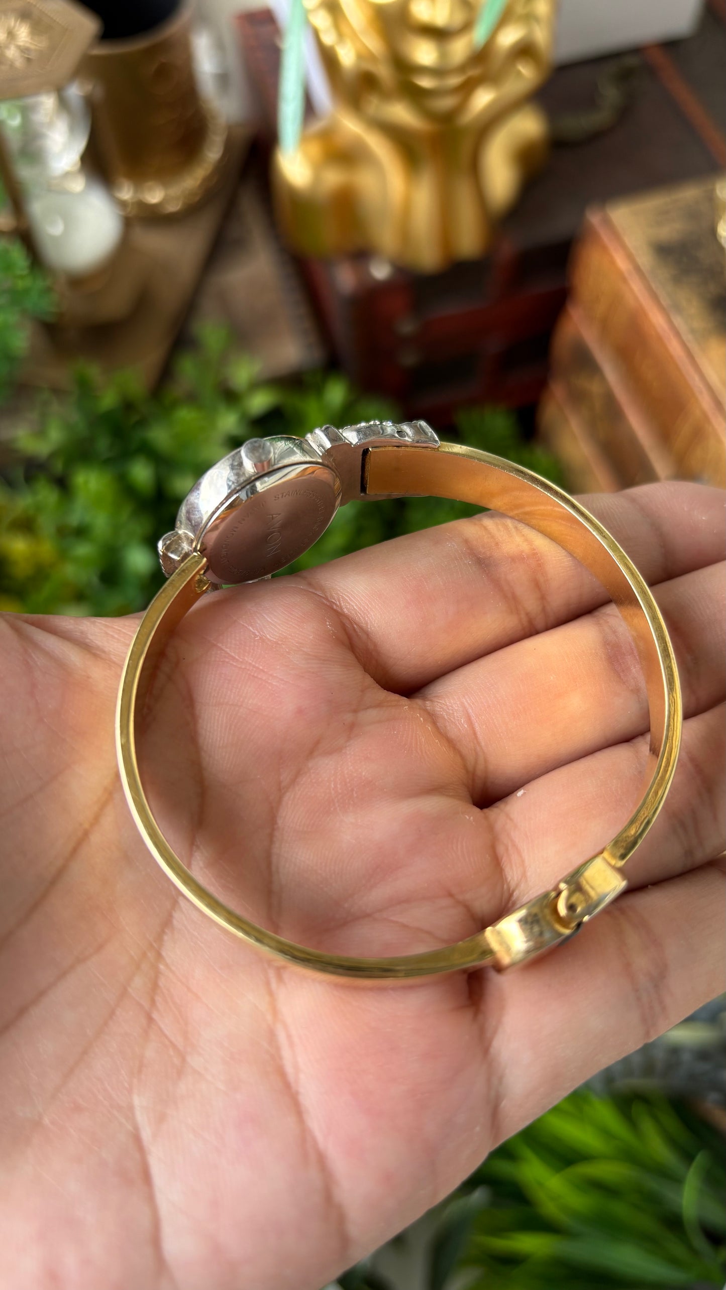 Extremely Rare Vintage Avon Elegant Bejeweled Jaguar with Onyx Eyes Watch in Two-Tone Mother of Pearl Dial Quartz #00221