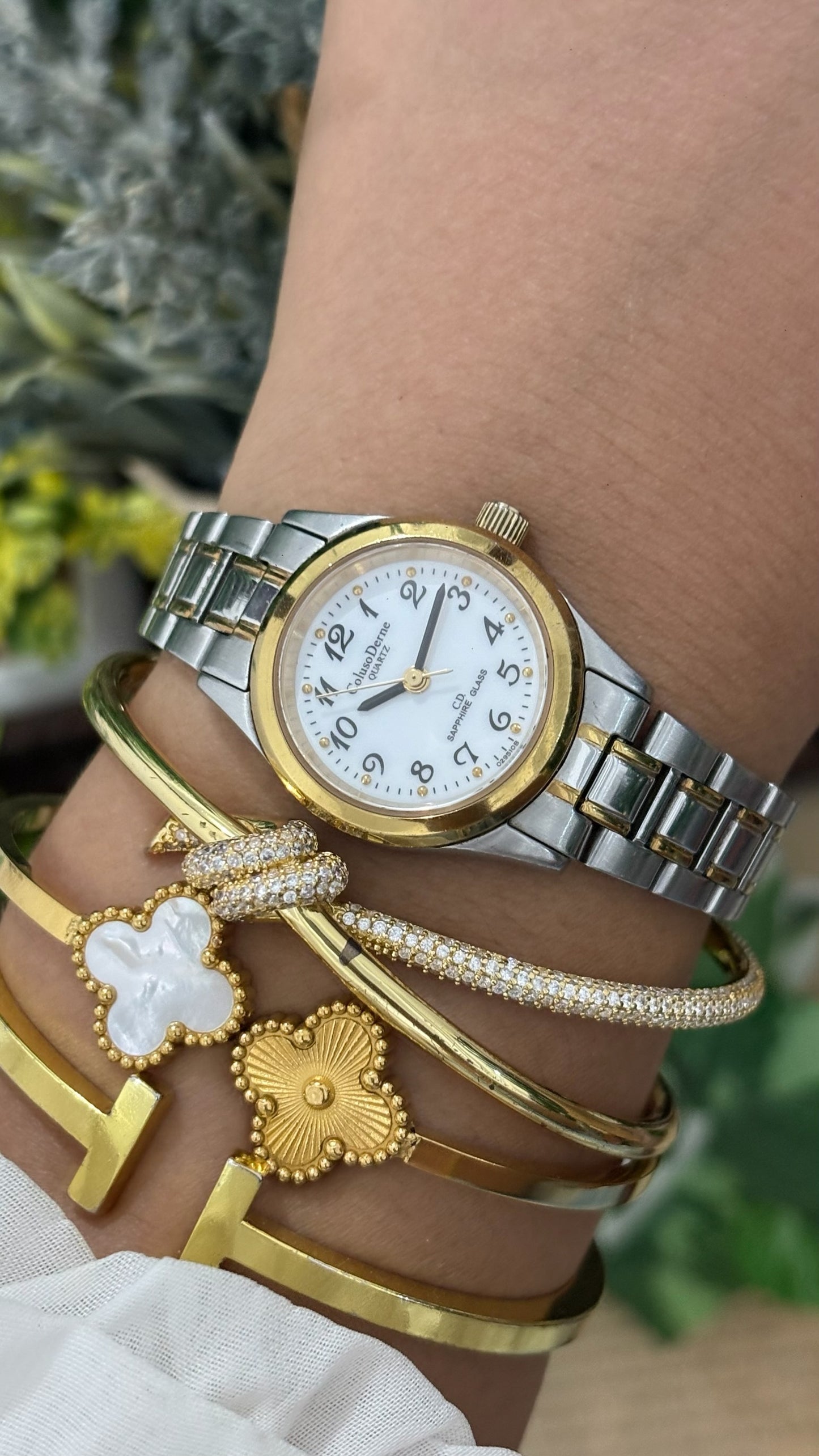 Vintage Coluso Derne Sapphire Glass Classic Watch in Two-Tone Quartz
