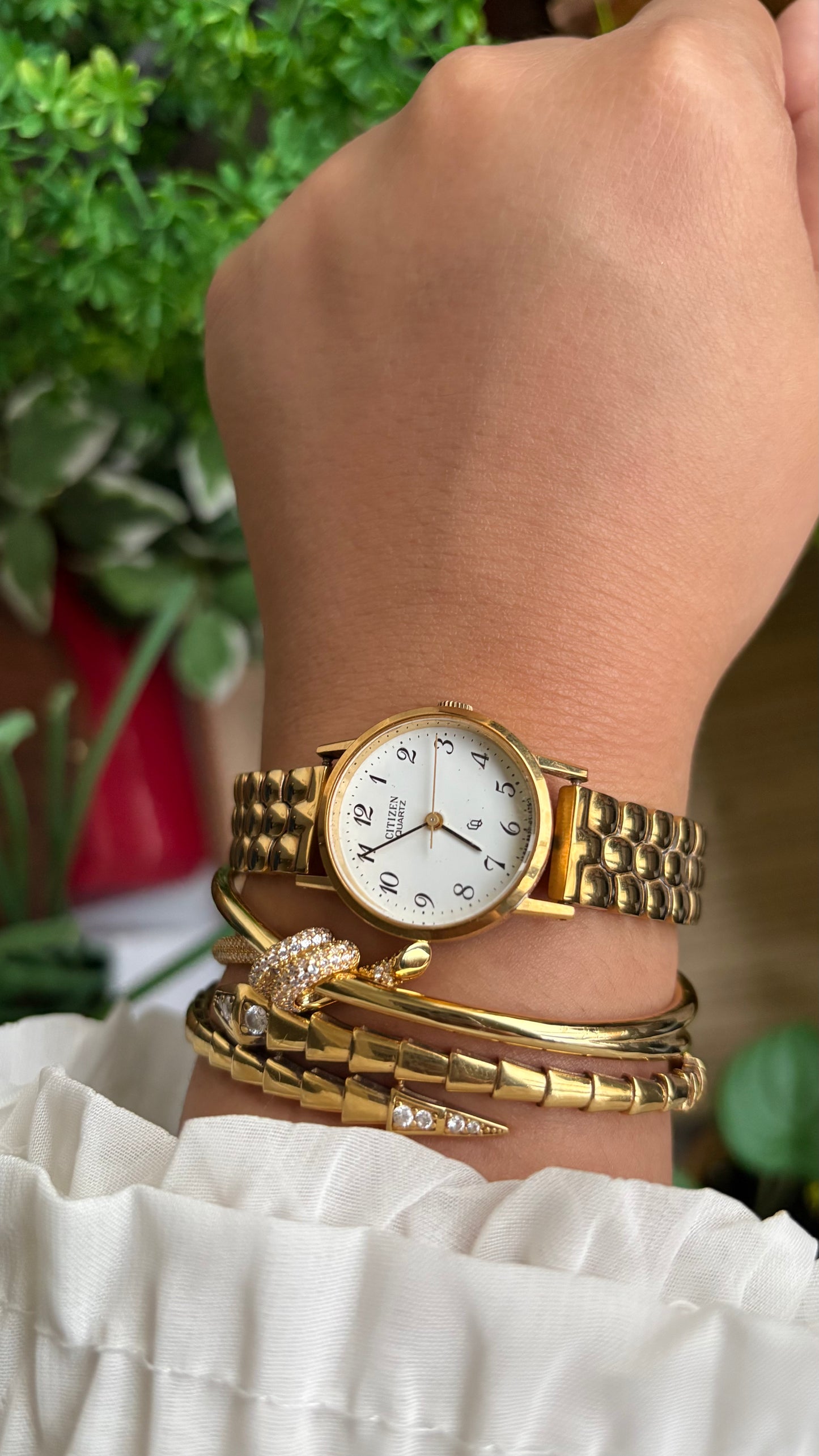 Vintage Citizen Bracelet Classic Watch in Gold Tone
