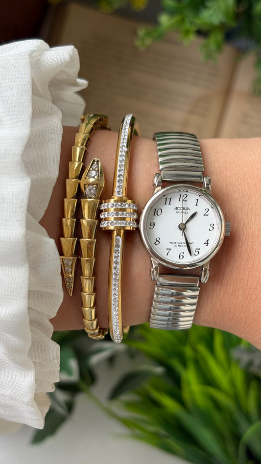 Vintage Acqua by Timex Stretchy Band Watch in Silver Tone Quartz #00251