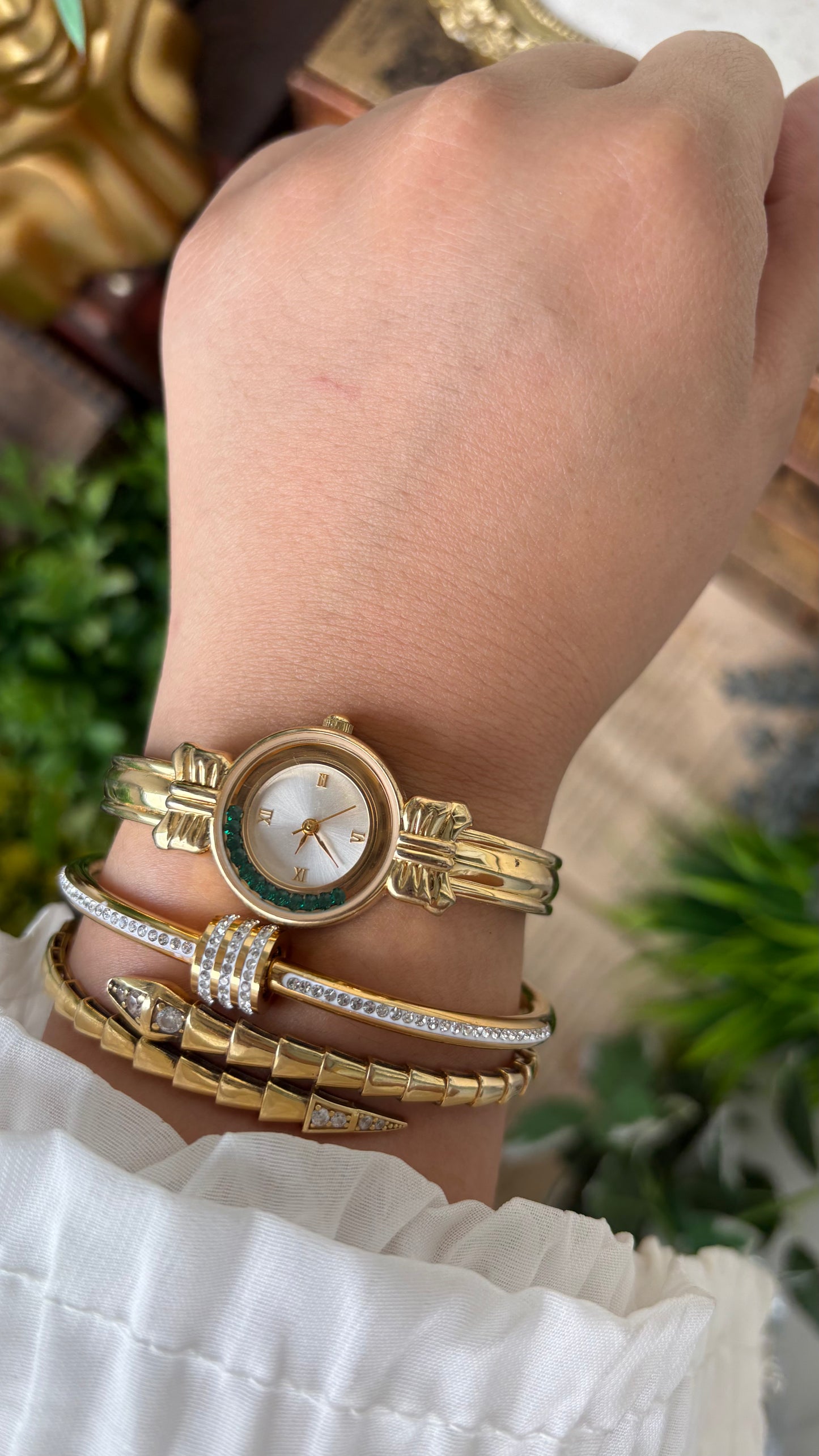 Rare Vintage Coquette Japan Quartz Dancing Green Jewels Bezel Watch in Gold Tone #00226