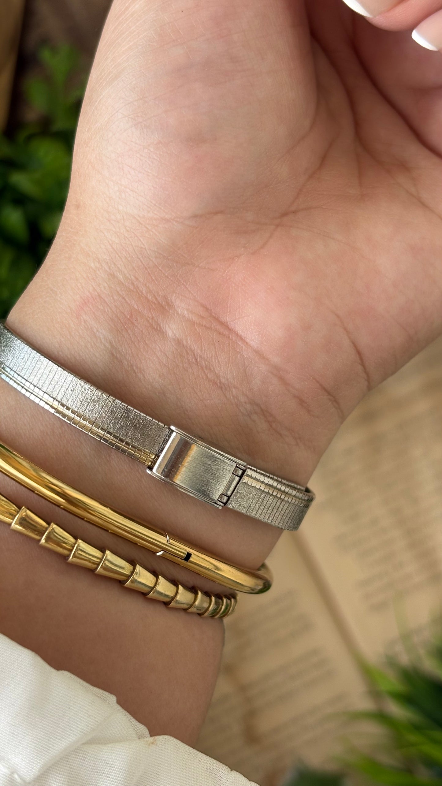 Vintage Dainty Nelsonic Embossed Heart Strap Watch in Two-Tone Diamond on Oval Dial Quartz #00218