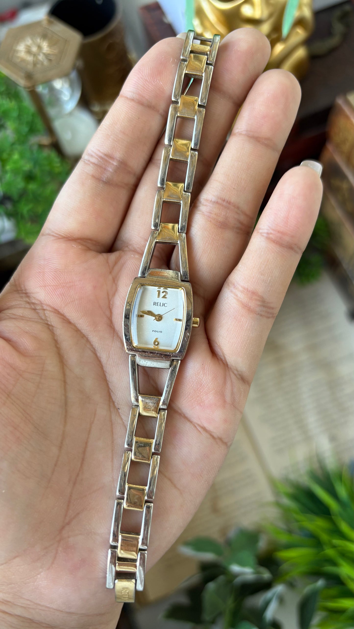Vintage Dainty Relic Folio by Fossil Barrel Dial Bracelet Watch in Two-Tone Quartz #00268