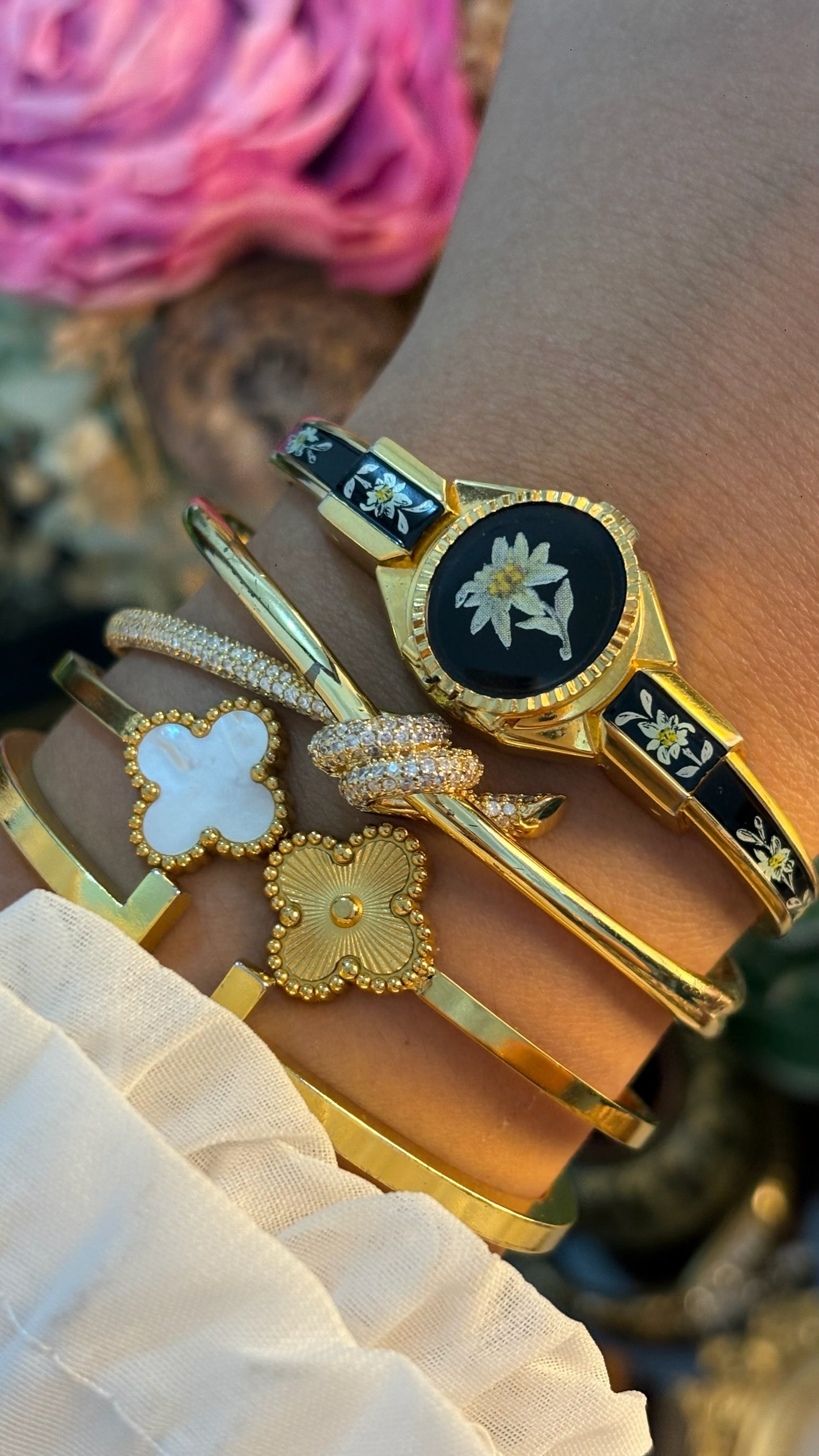 Extremely Rare Dainty Vintage Hanowa Black Victorian Peekaboo Watch in Gold Tone Quartz