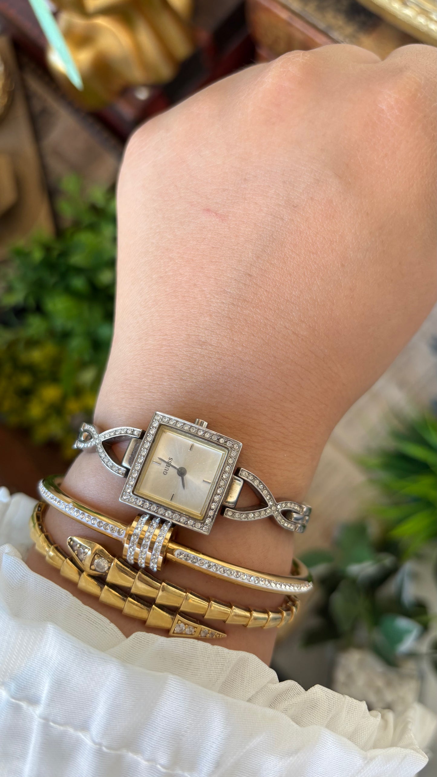 Vintage Dainty Guess Semi-Infinity Bejeweled Bracelet Watch in Silver Tone Quartz #00209