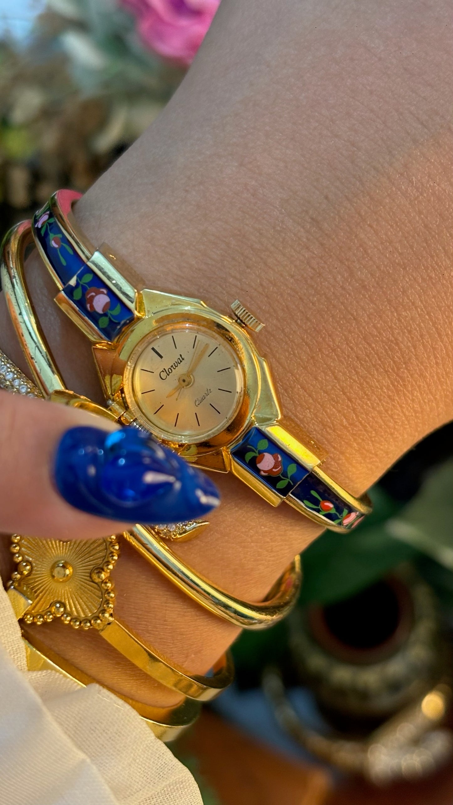 Extremely Rare Dainty Vintage Clowat Midnight Blue Victorian Peekaboo Watch in Gold Tone Quartz