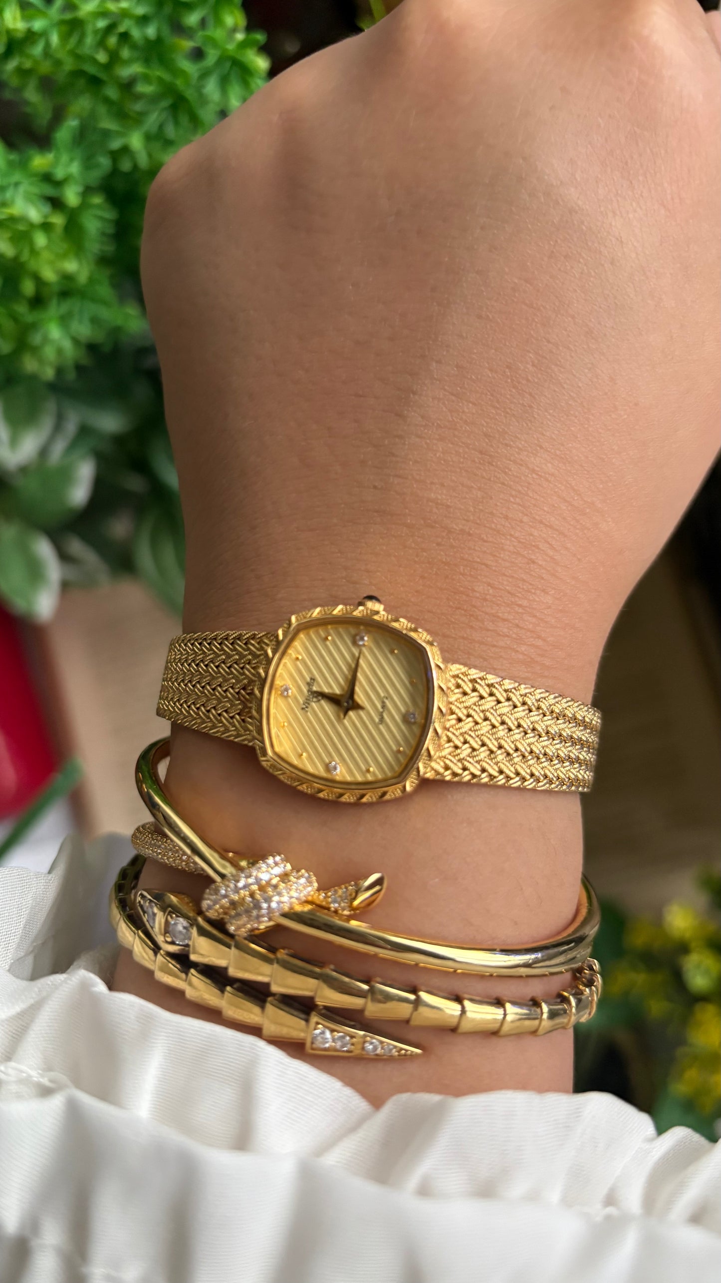Vintage Nivada Watch in Gold Tone