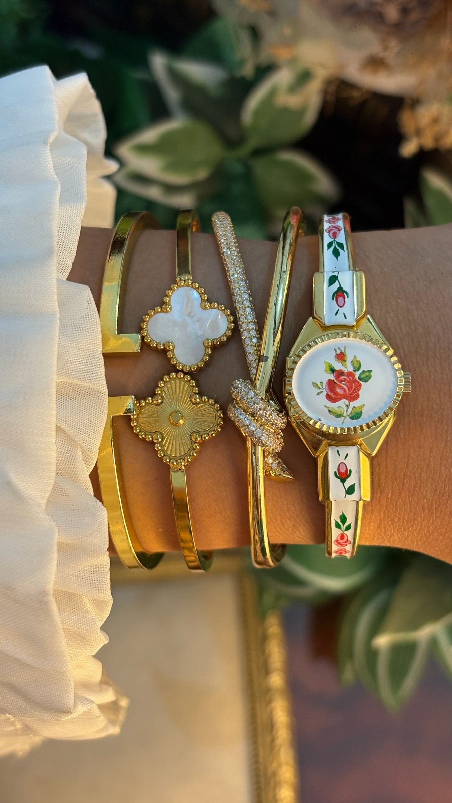 Extremely Rare Dainty Vintage Bornoy White Victoria Peekaboo Watch in Gold Tone Quartz