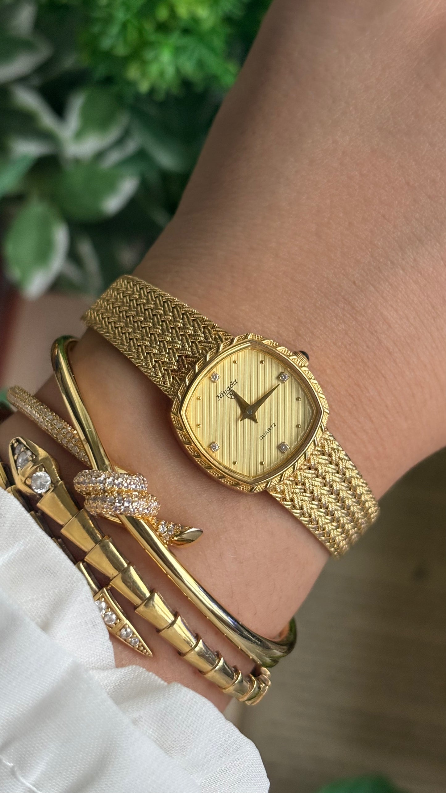 Vintage Nivada Watch in Gold Tone
