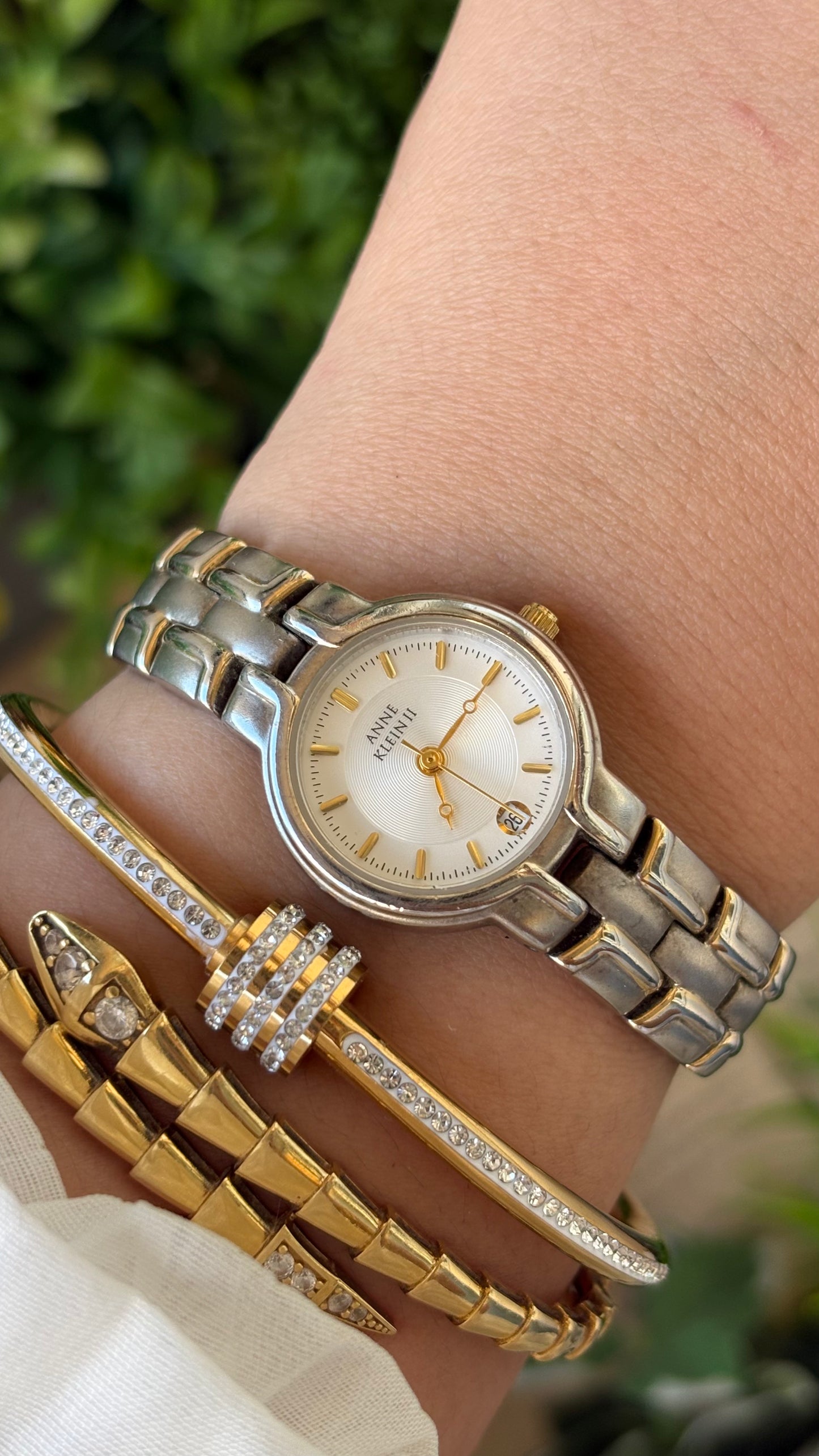 Vintage Anne Klein Classic Watch in Two-Tone Line Indices Quartz #00270