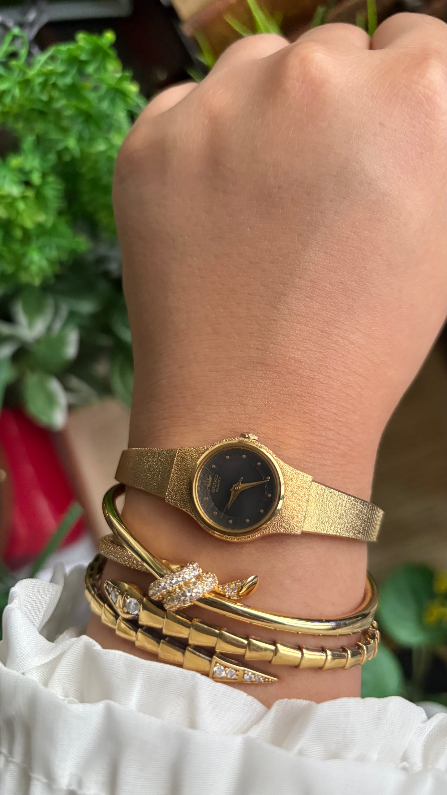 Vintage Seiko Watch in Gold Tone Black Dial