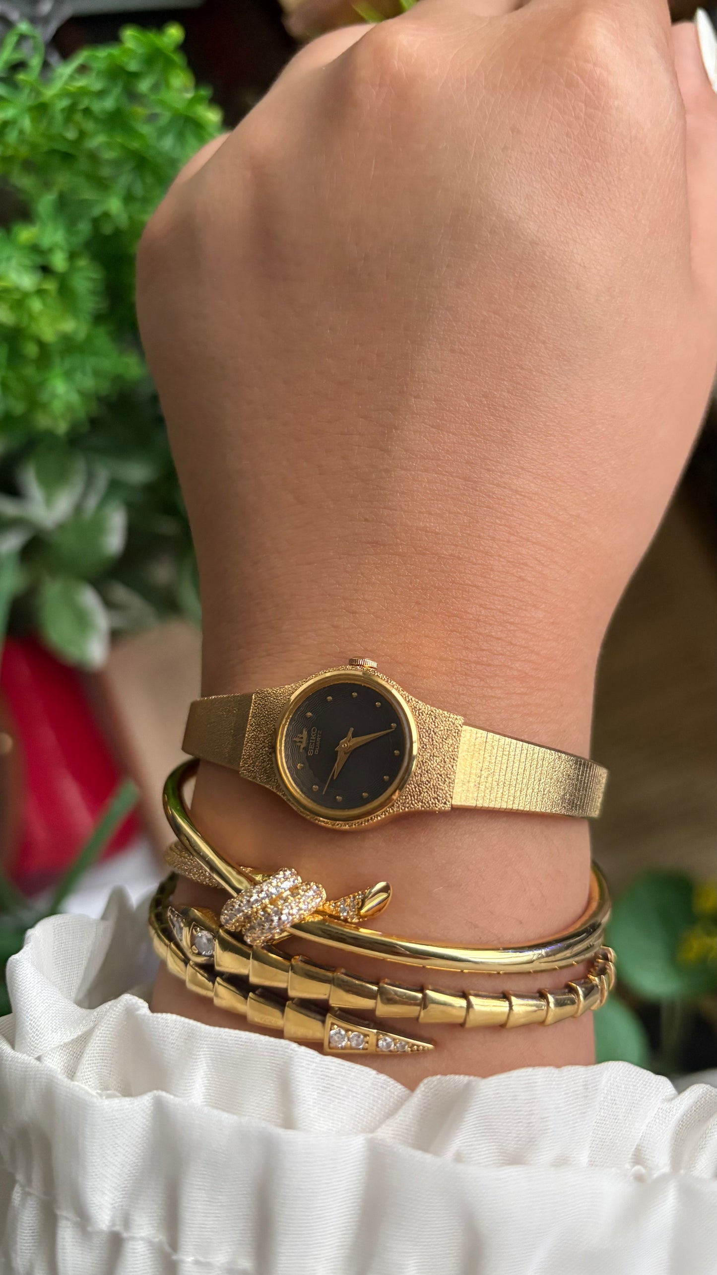 Vintage Seiko Watch in Gold Tone Black Dial