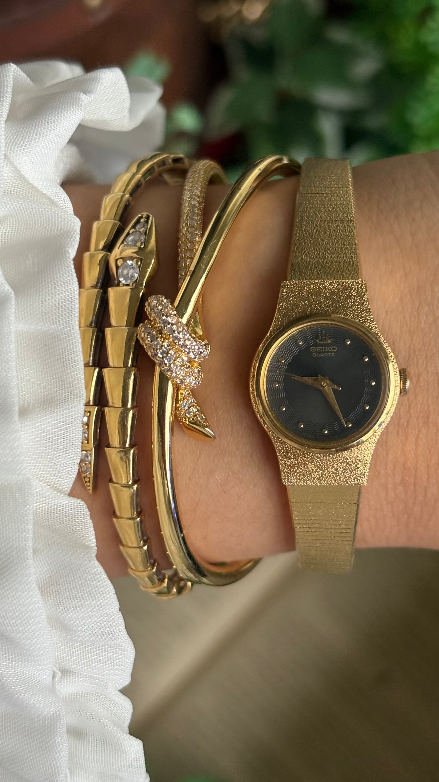 Vintage Seiko Watch in Gold Tone Black Dial