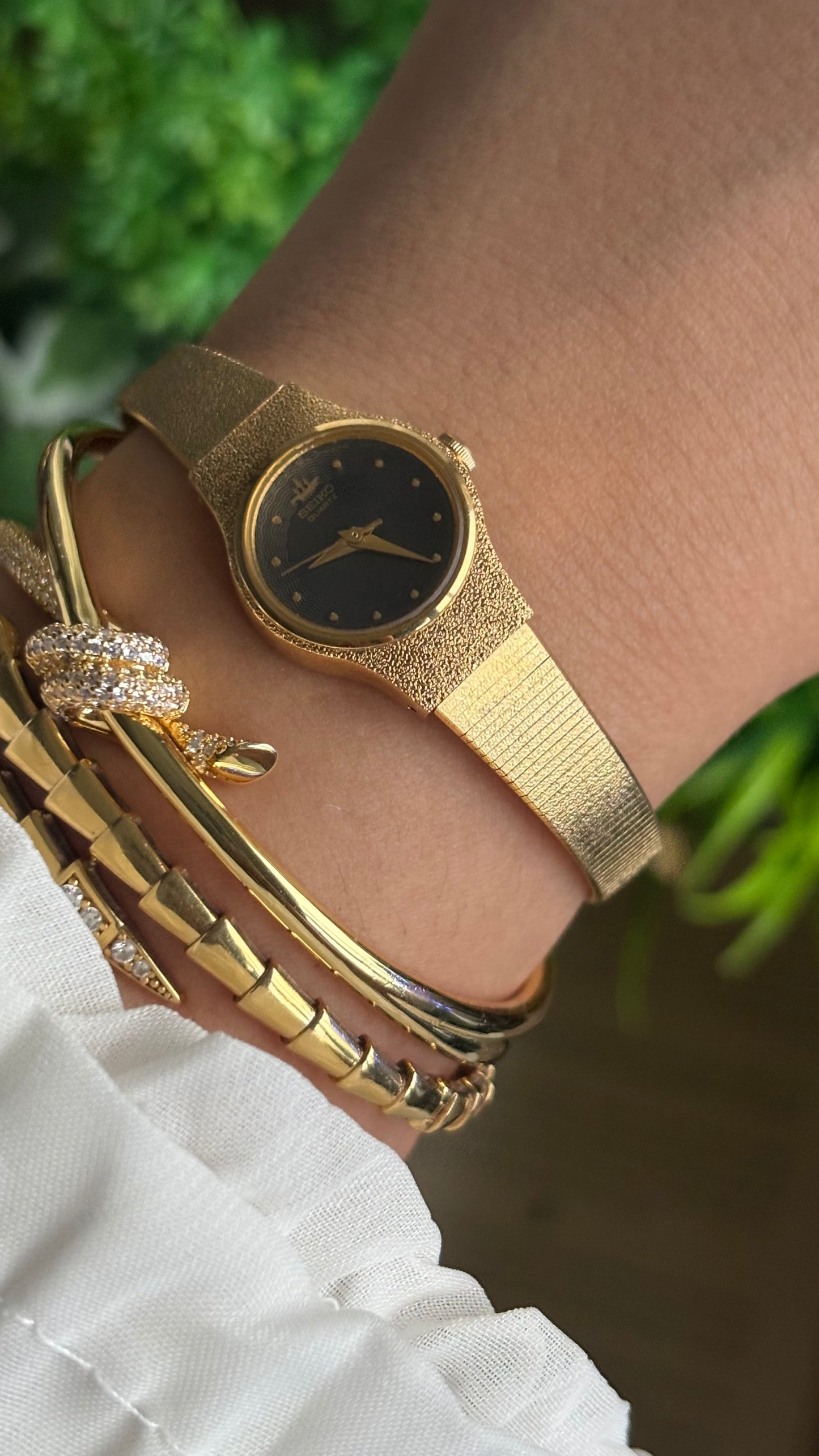 Vintage Seiko Watch in Gold Tone Black Dial