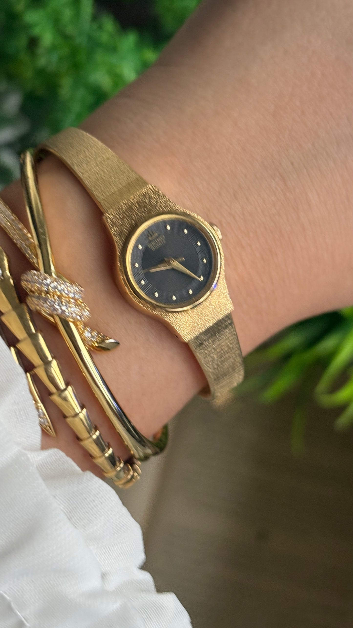 Vintage Seiko Watch in Gold Tone Black Dial