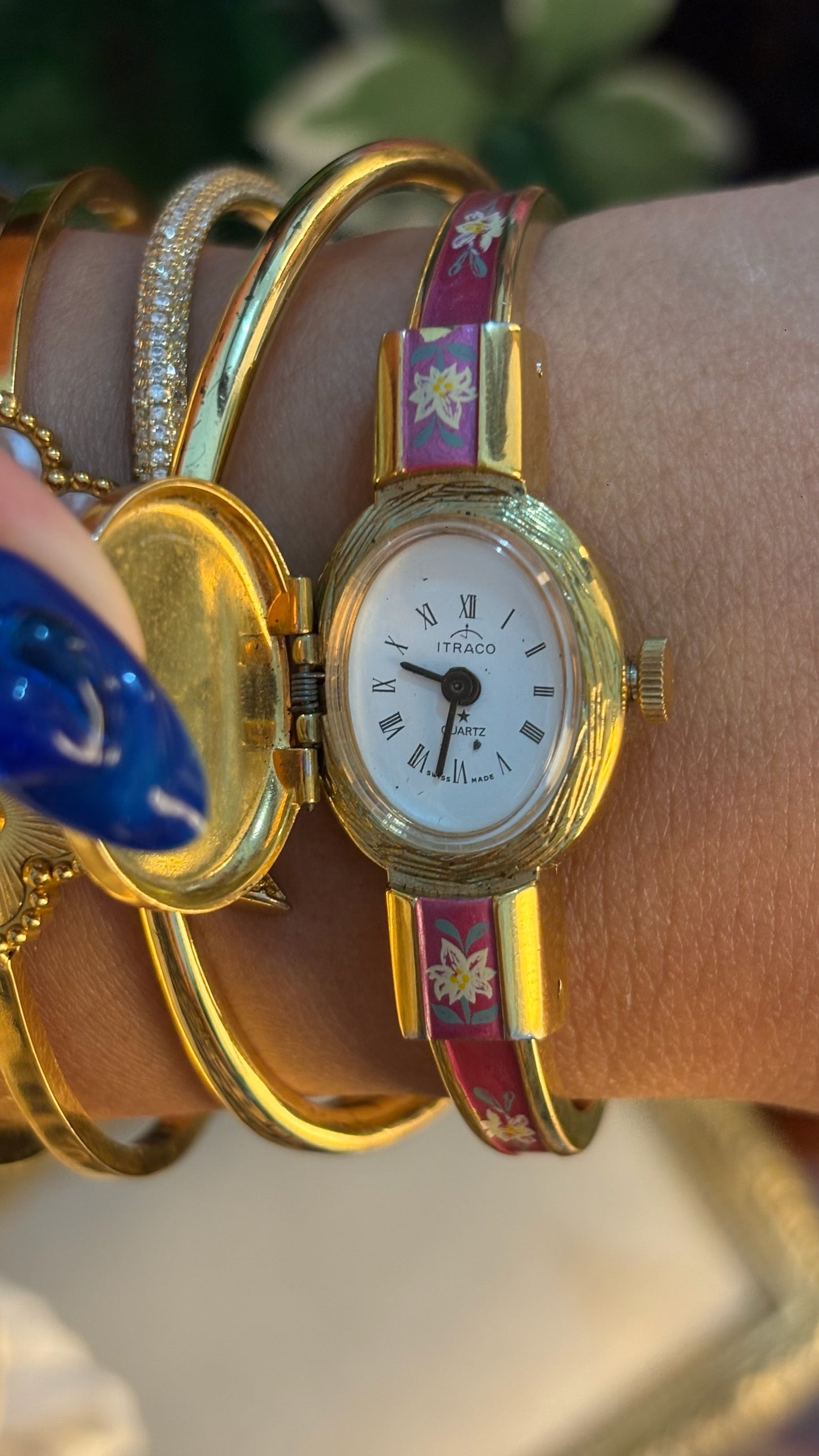 Extremely Rare Dainty Vintage Itraco Pink Victorian Peekaboo Watch in Gold Tone Quartz