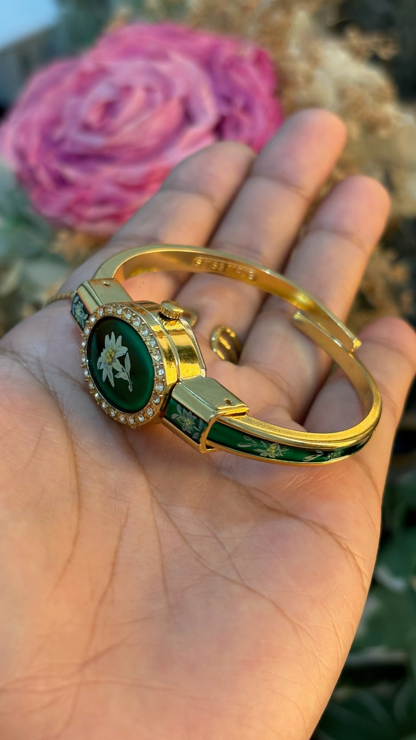 Extremely Rare Dainty Vintage Hanowa Emerald Green Watch in Gold Tone Quartz