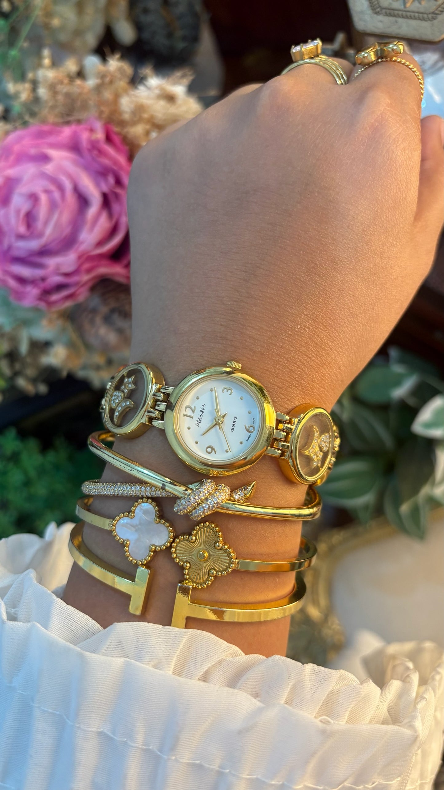 Rare Vintage Plaisir Transparent Dancing Stone Links Watch in Gold Tone Quartz
