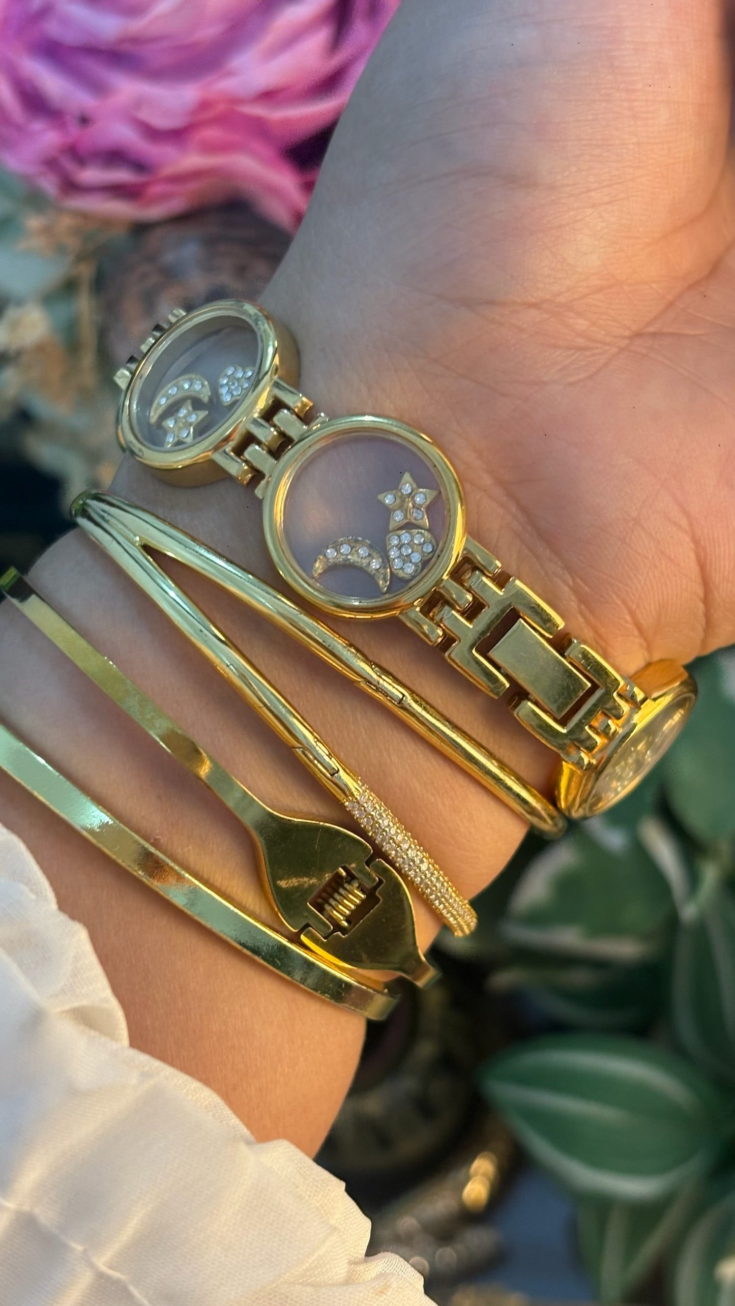 Rare Vintage Plaisir Transparent Dancing Stone Links Watch in Gold Tone Quartz