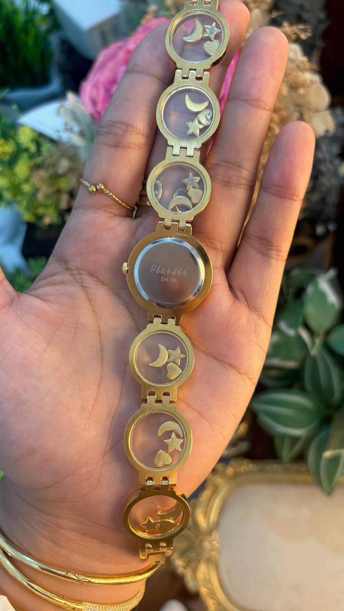 Rare Vintage Plaisir Transparent Dancing Stone Links Watch in Gold Tone Quartz