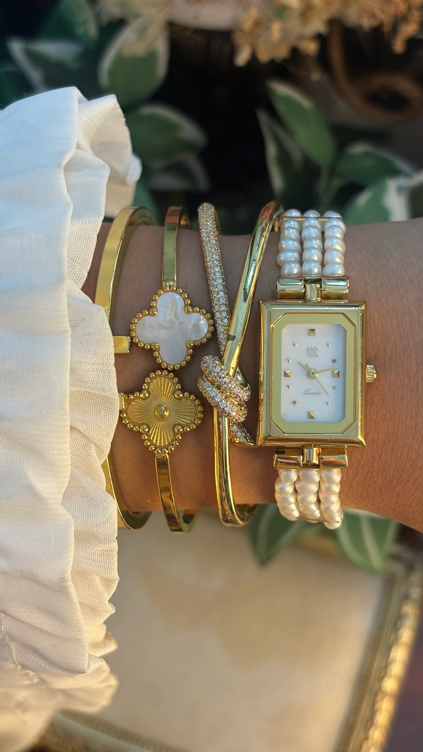 Extremely Rare Dainty Vintage TTT Freshwater Pearl Bracelet Watch in Gold Tone Quartz