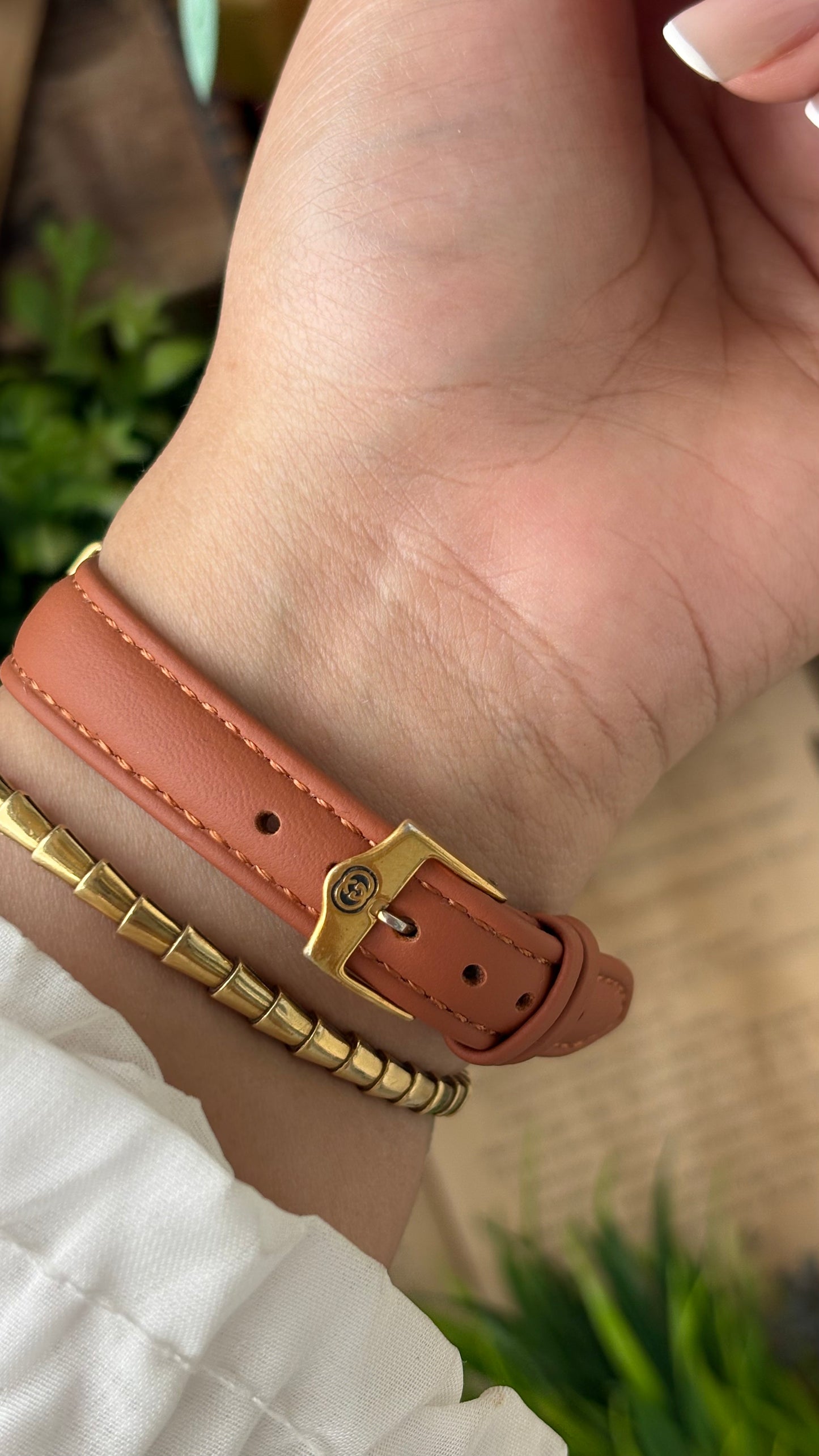 Vintage Gucci Swiss 6300L Horse-bit Watch in Gold Tone Brown Leather Quartz #00615