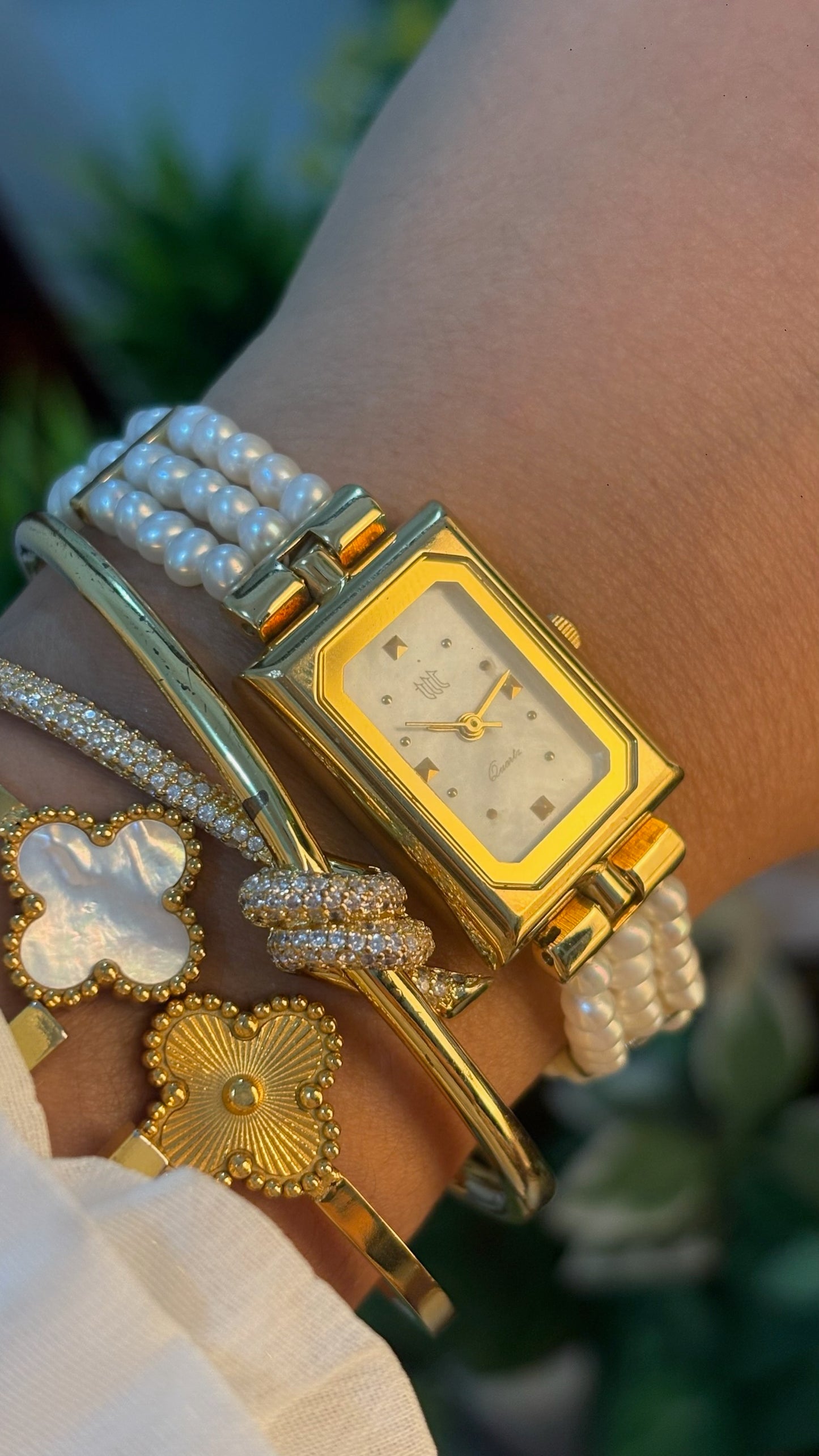 Extremely Rare Dainty Vintage TTT Freshwater Pearl Bracelet Watch in Gold Tone Quartz